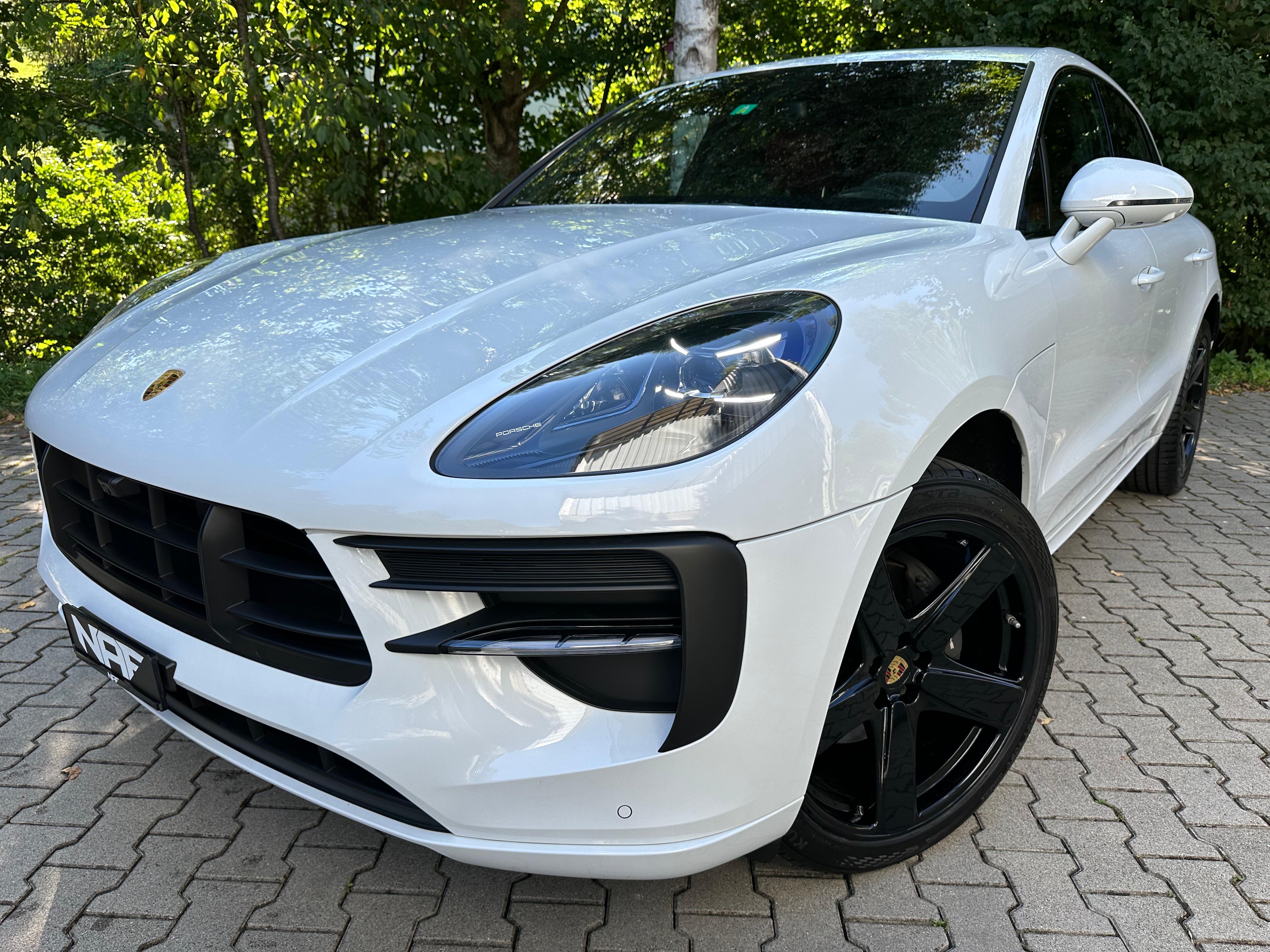 PORSCHE Macan PDK