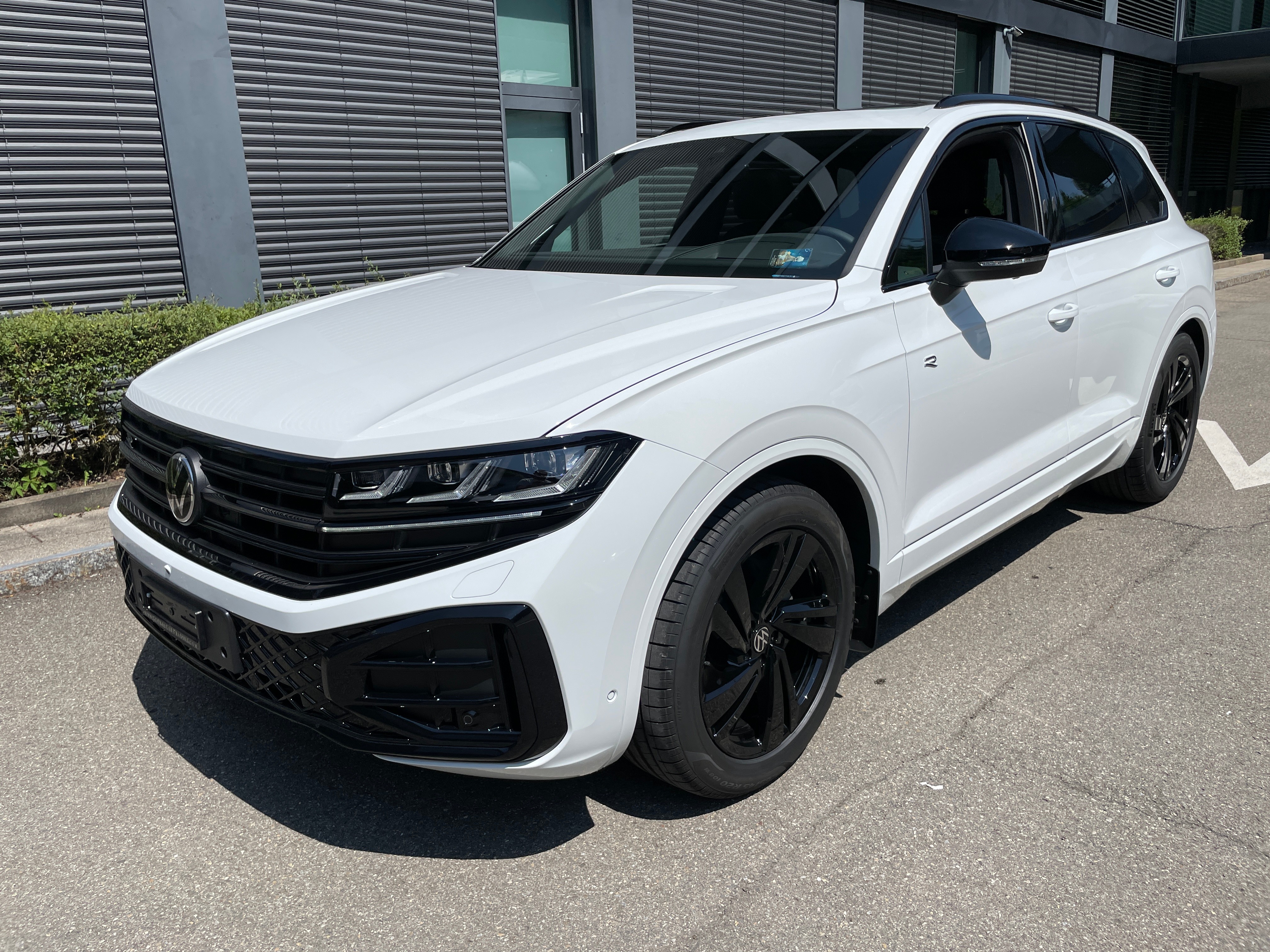 VW Touareg 3.0 TDI R-Line Tiptronic Modell 2025