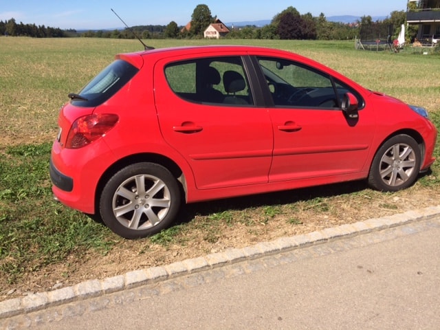 PEUGEOT 207 1.6 16V XS Automatic