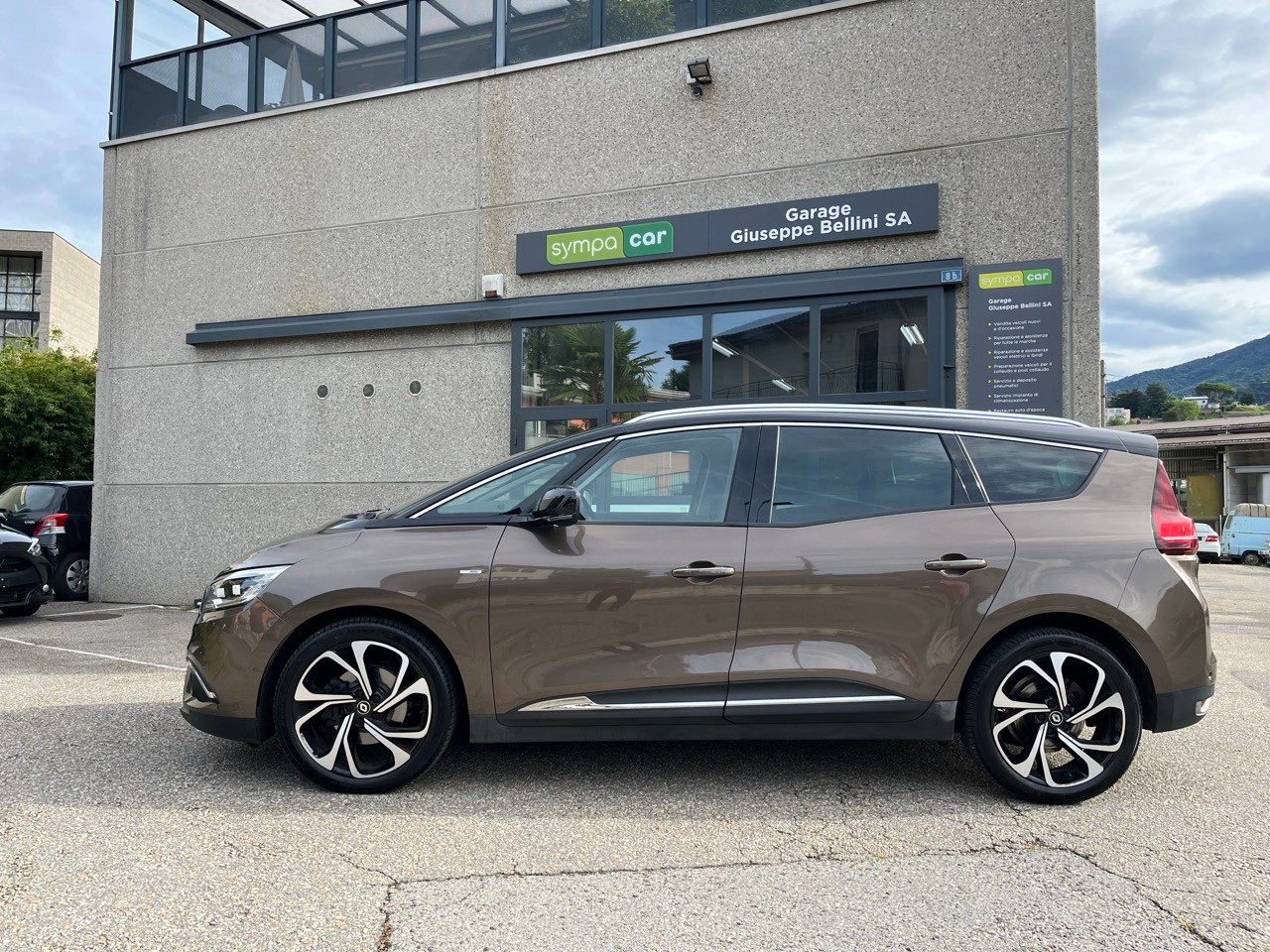 RENAULT Grand Scénic 1.2 16V Turbo Bose