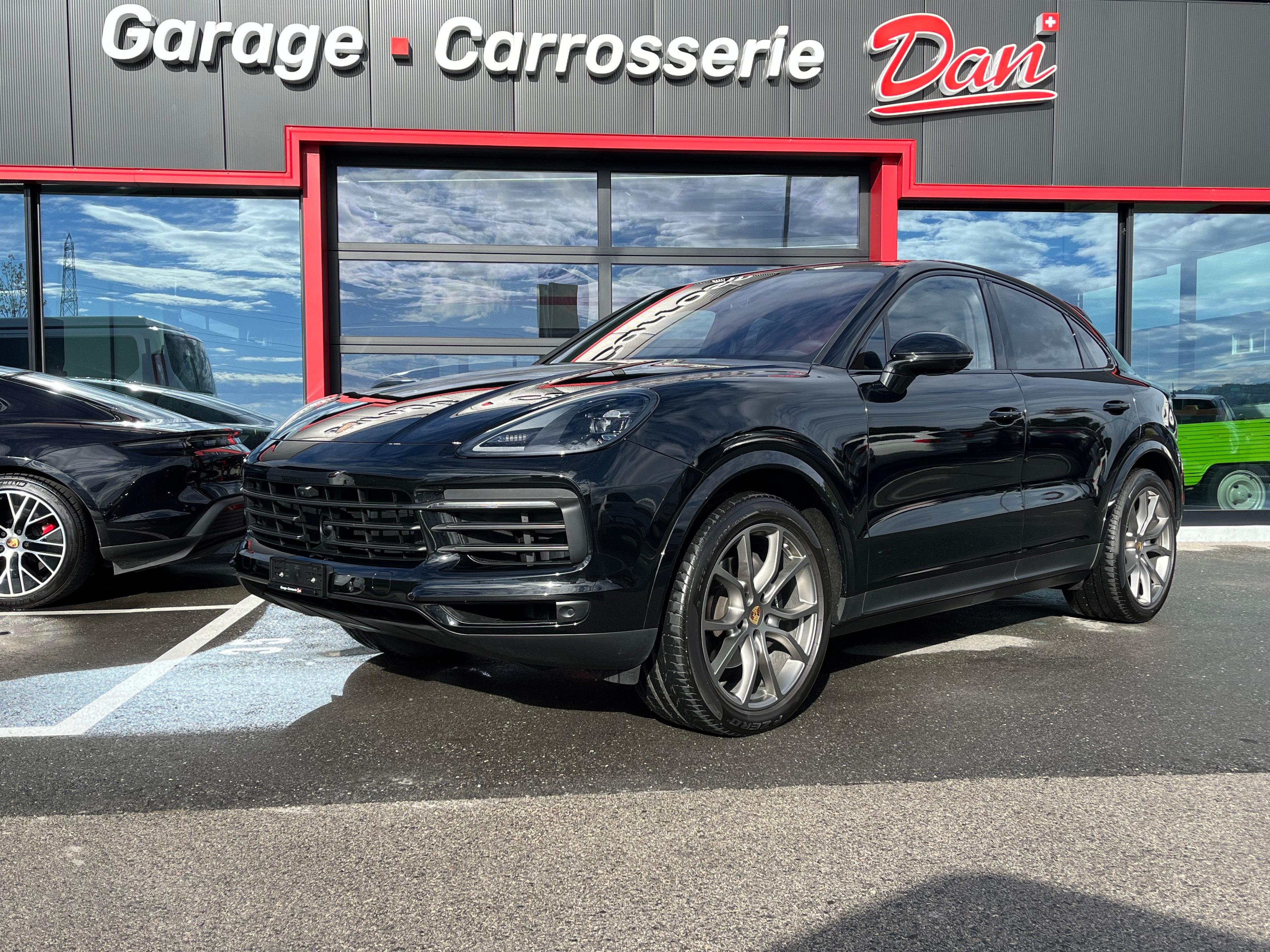 PORSCHE Cayenne Coupé Platinum Edition