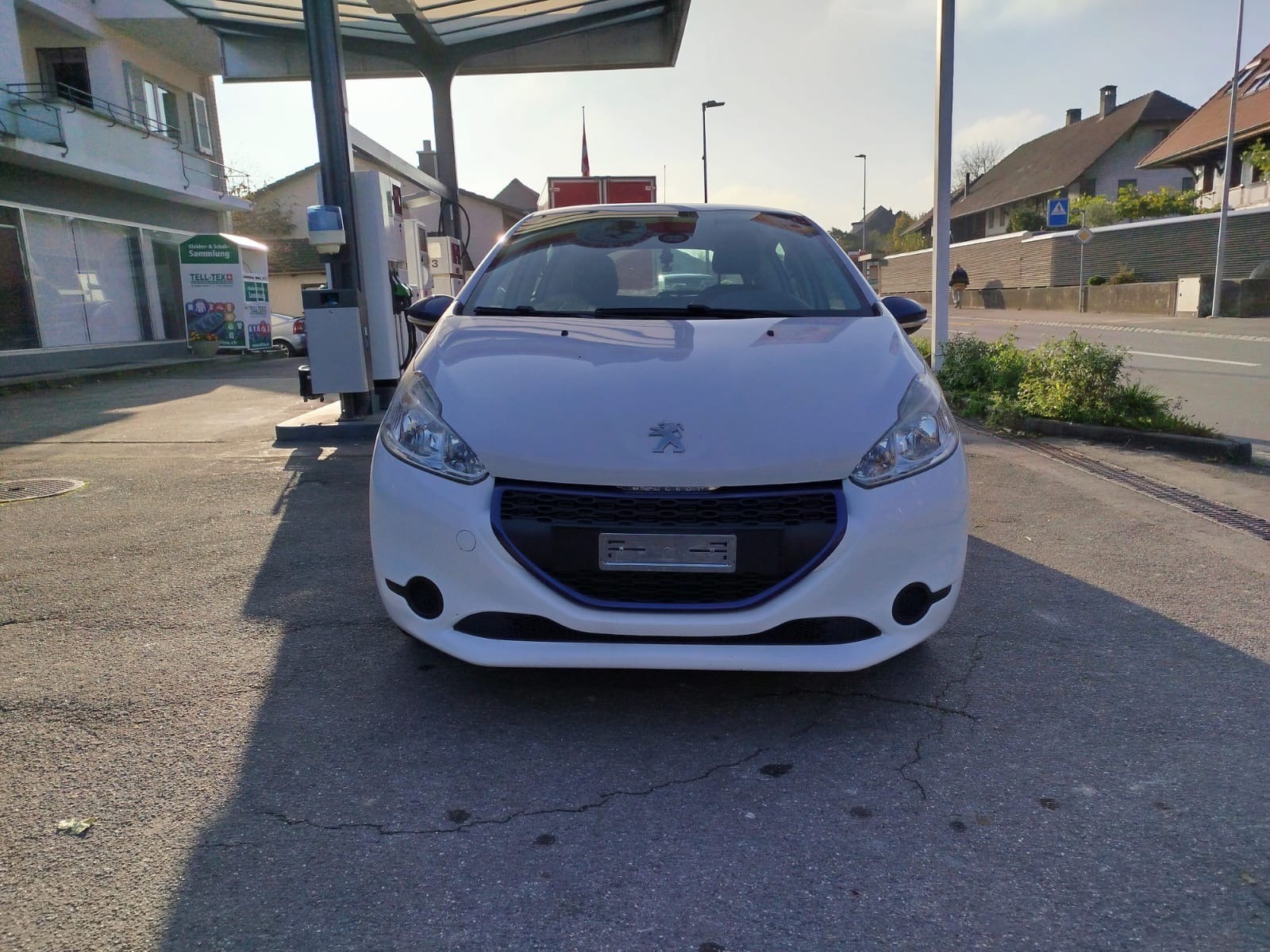 PEUGEOT 208 1.2 VTI Active