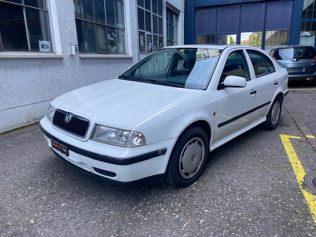 SKODA Octavia 1.6 GLX