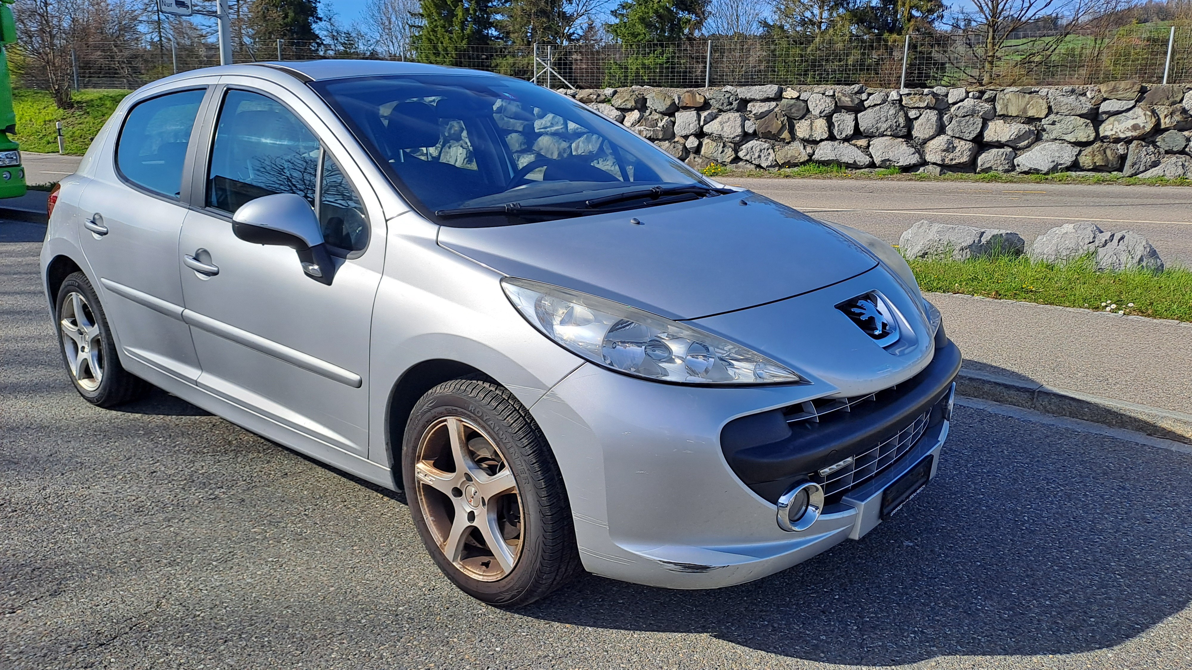 PEUGEOT 207 1.6 16V XS Premium