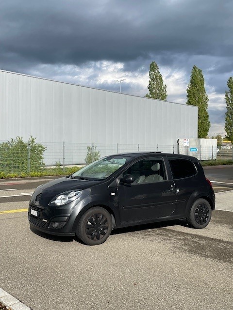 RENAULT Twingo 1.2 16V Initiale