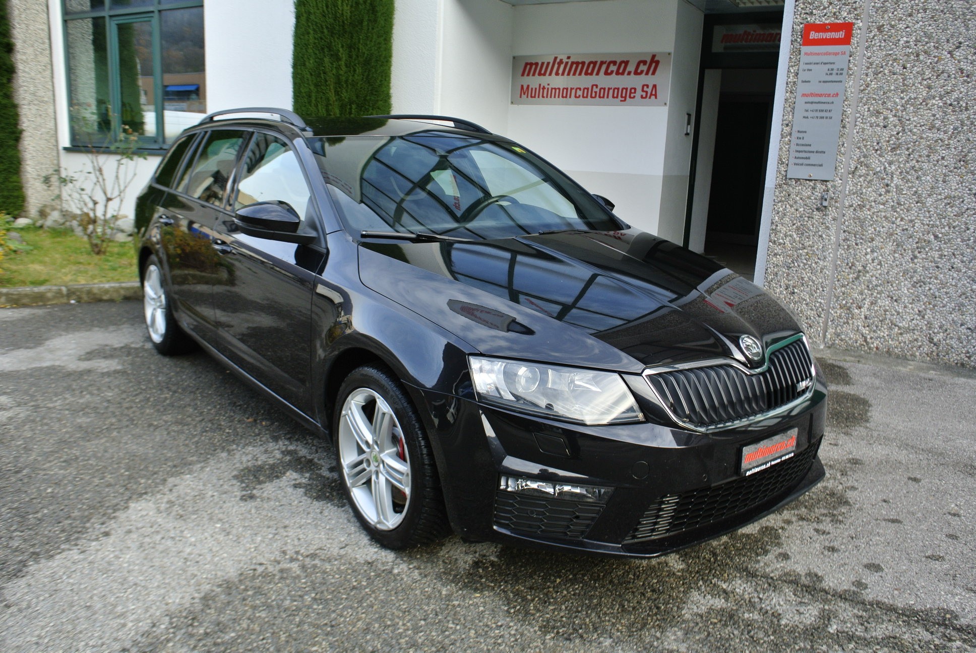 SKODA Octavia Combi 2.0 TSI RS