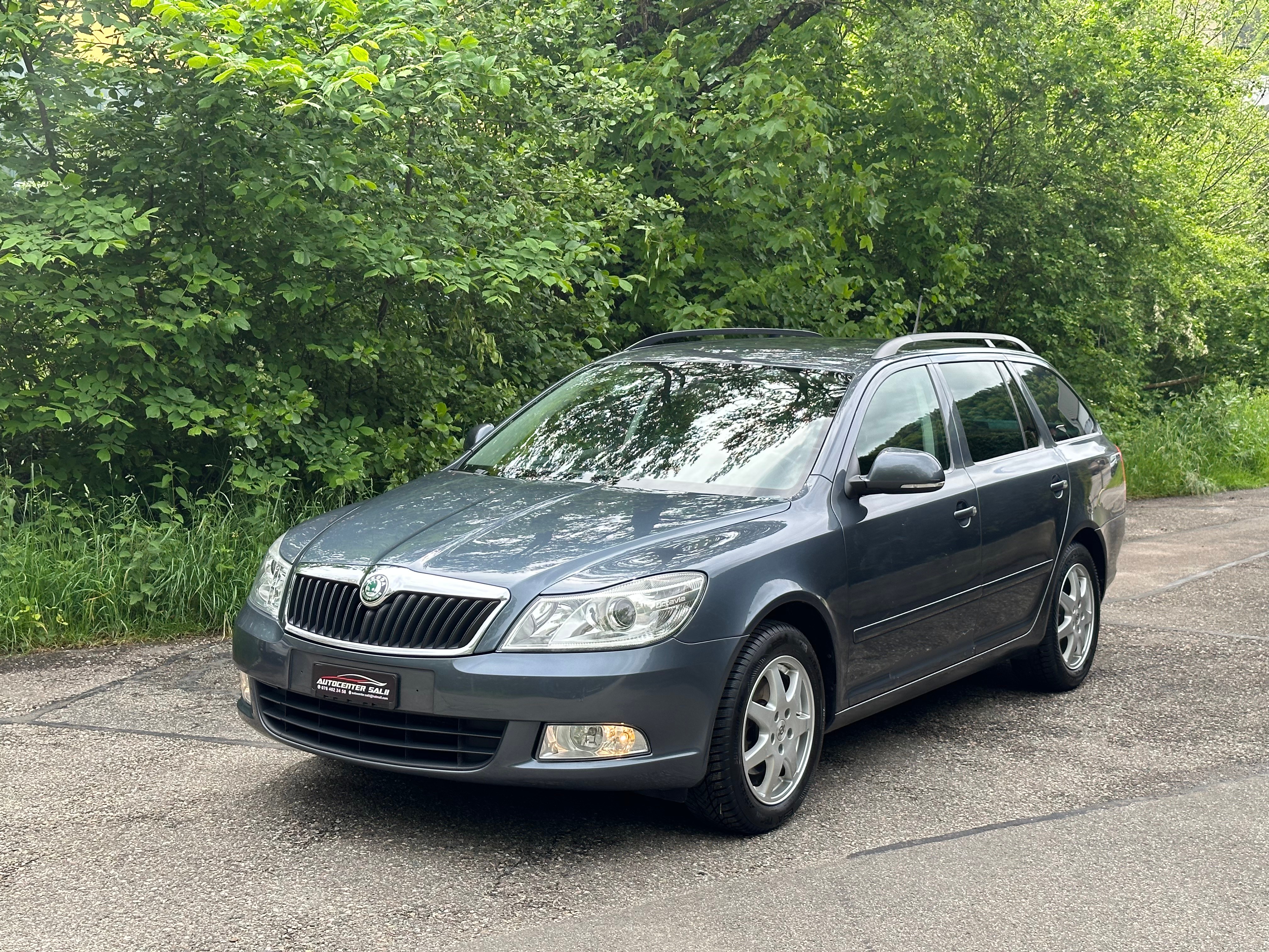 SKODA Octavia Combi 1.8 TSI Elegance 4x4