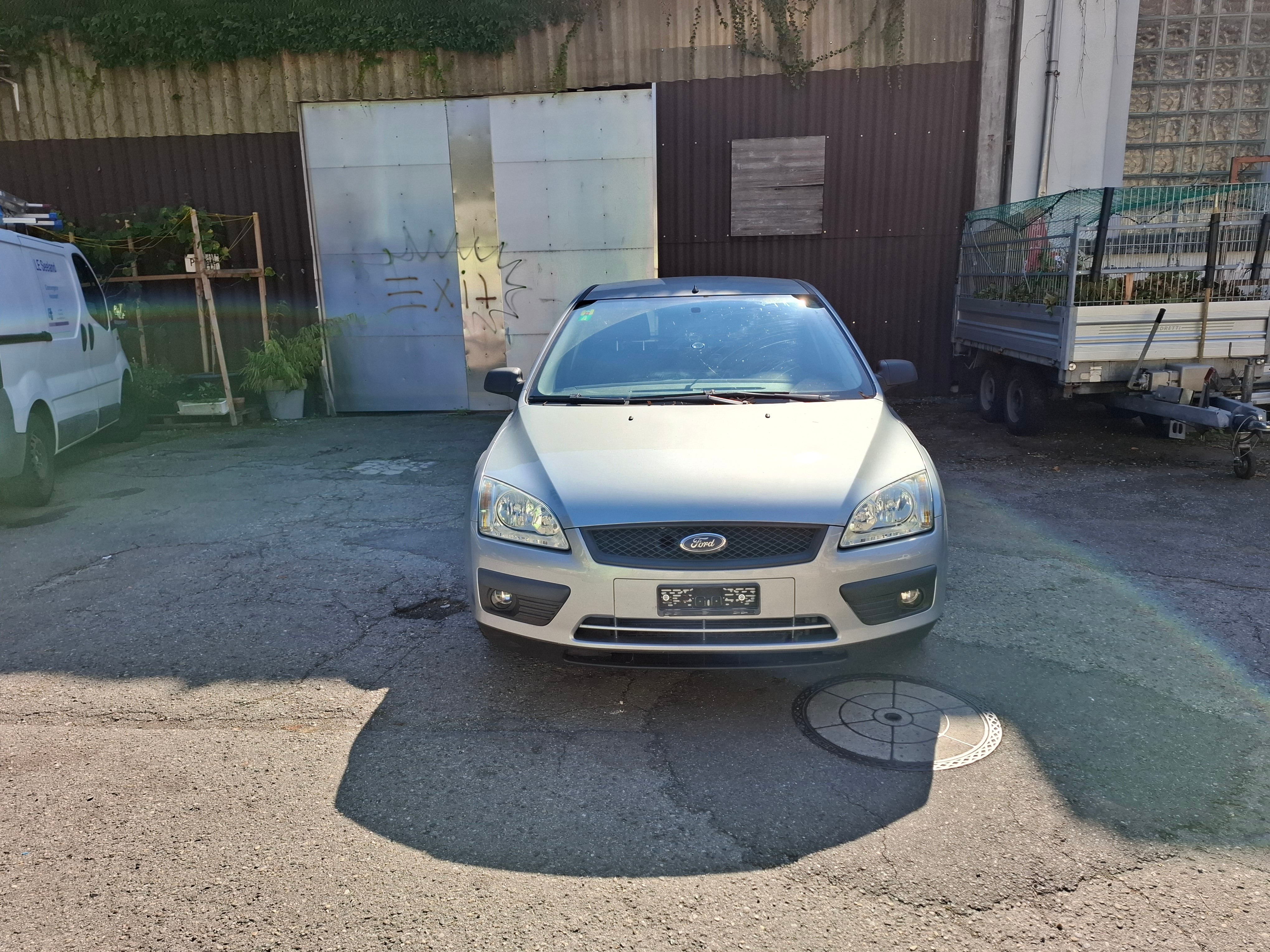 FORD Focus 1.6i VCT Trend