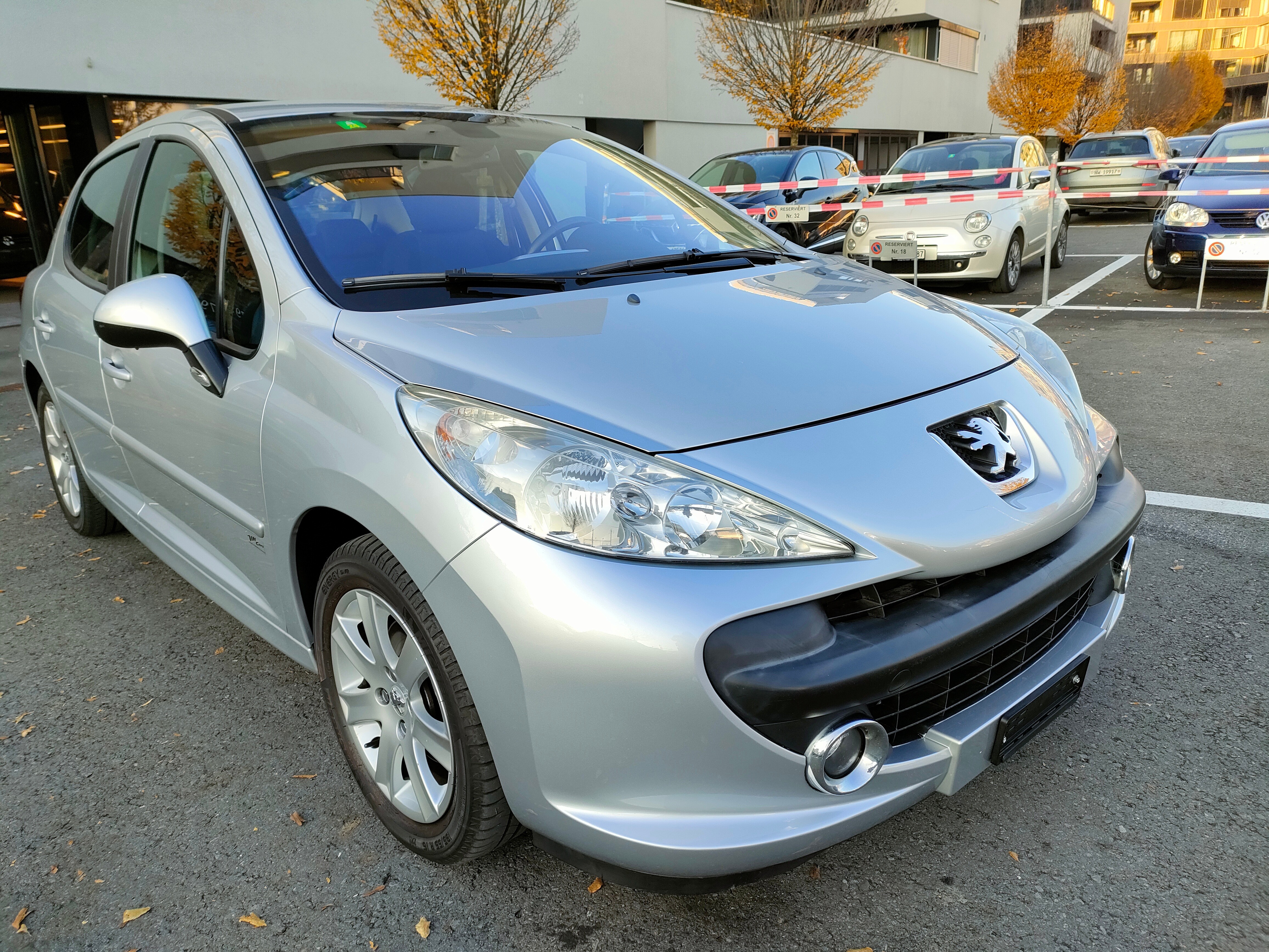 PEUGEOT 207 1.6 16V XT Automatic