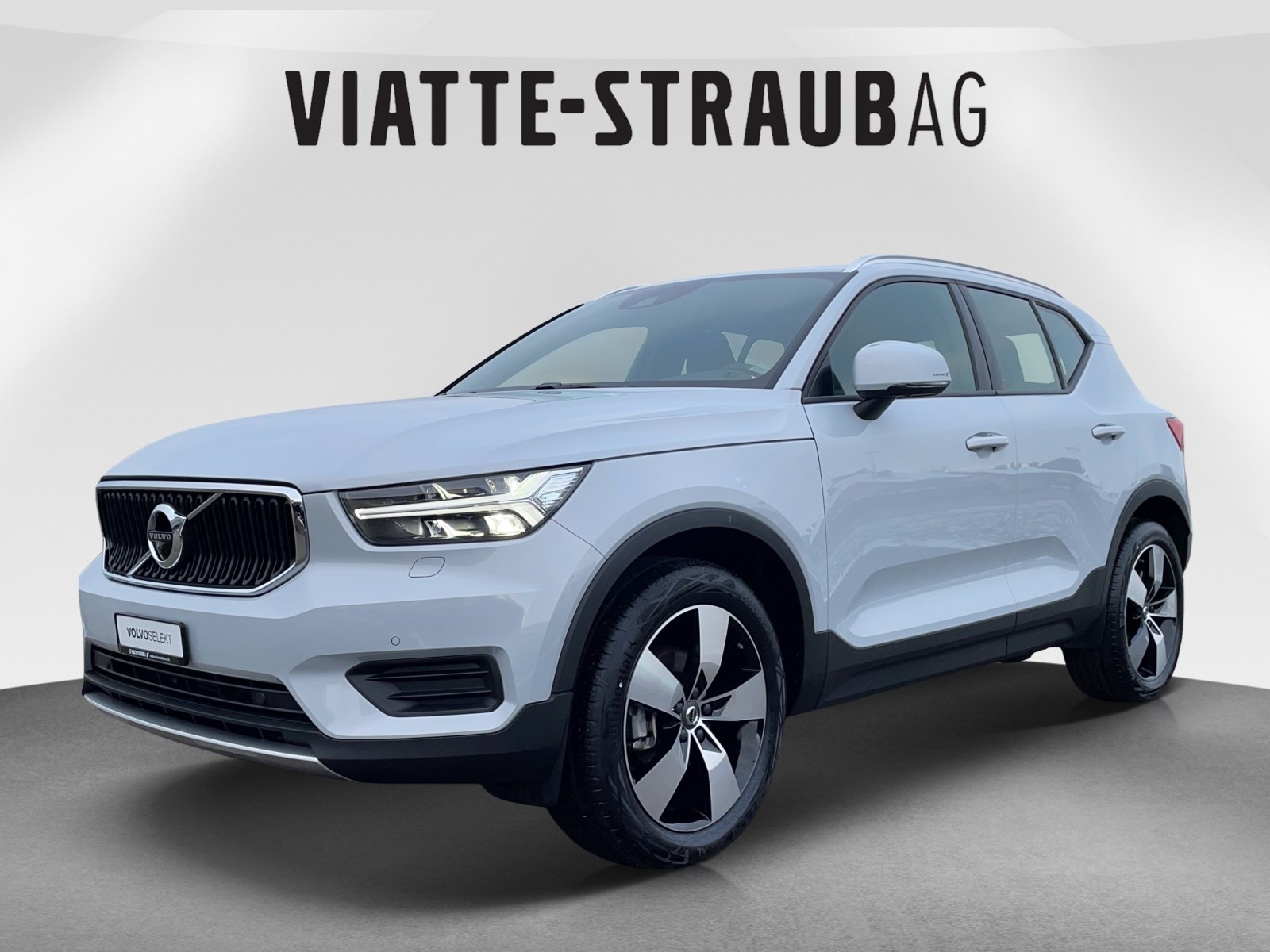 VOLVO XC40 1.5 T3 Momentum