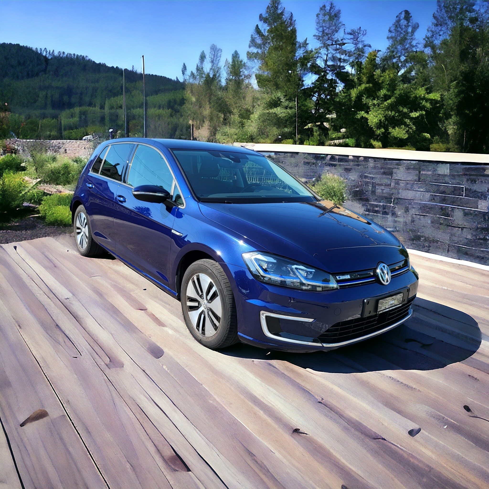 VW e-Golf Swiss Sport