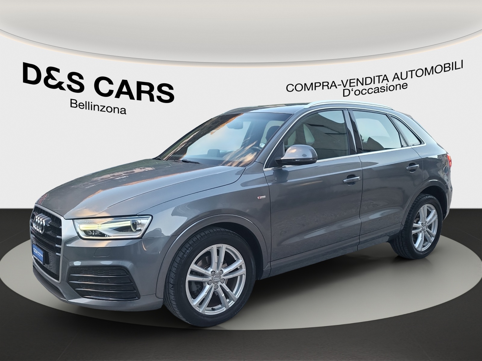 AUDI Q3 2.0 TDI quattro S-LINE