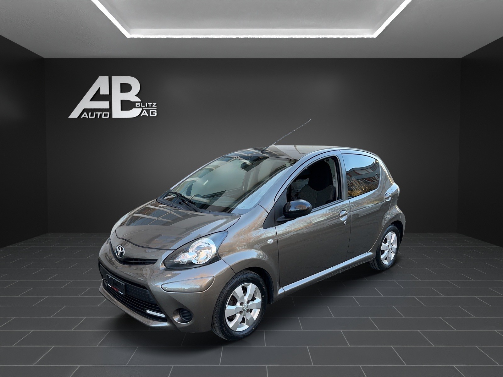 TOYOTA Aygo 1.0 VVT-i Luna