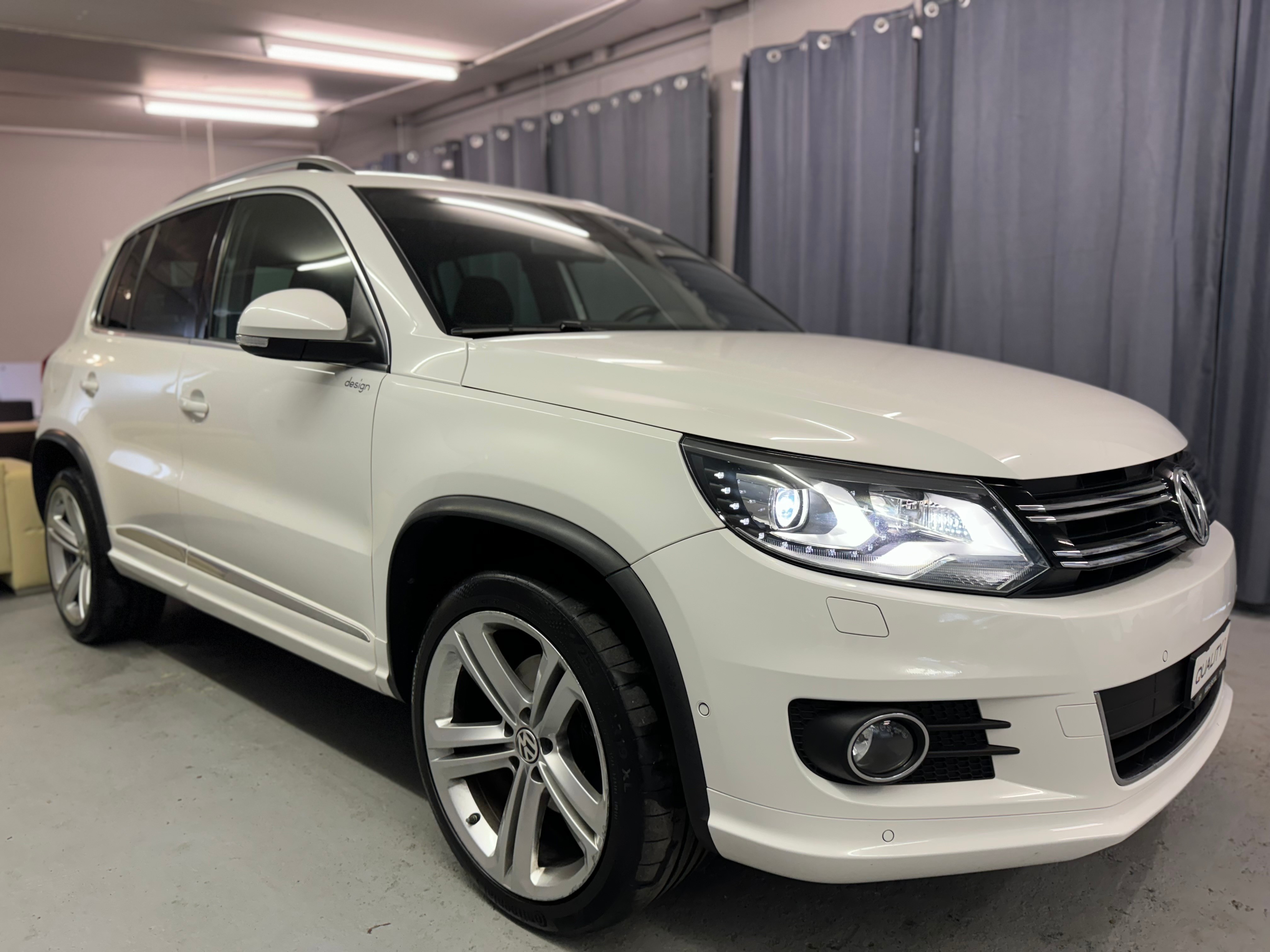 VW Tiguan 2.0 TSI R-Line Design 4Motion DSG