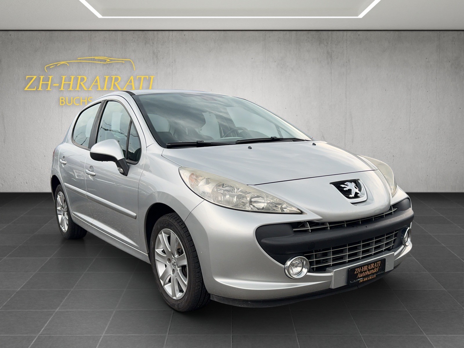 PEUGEOT 207 1.6 16V Black&Silver