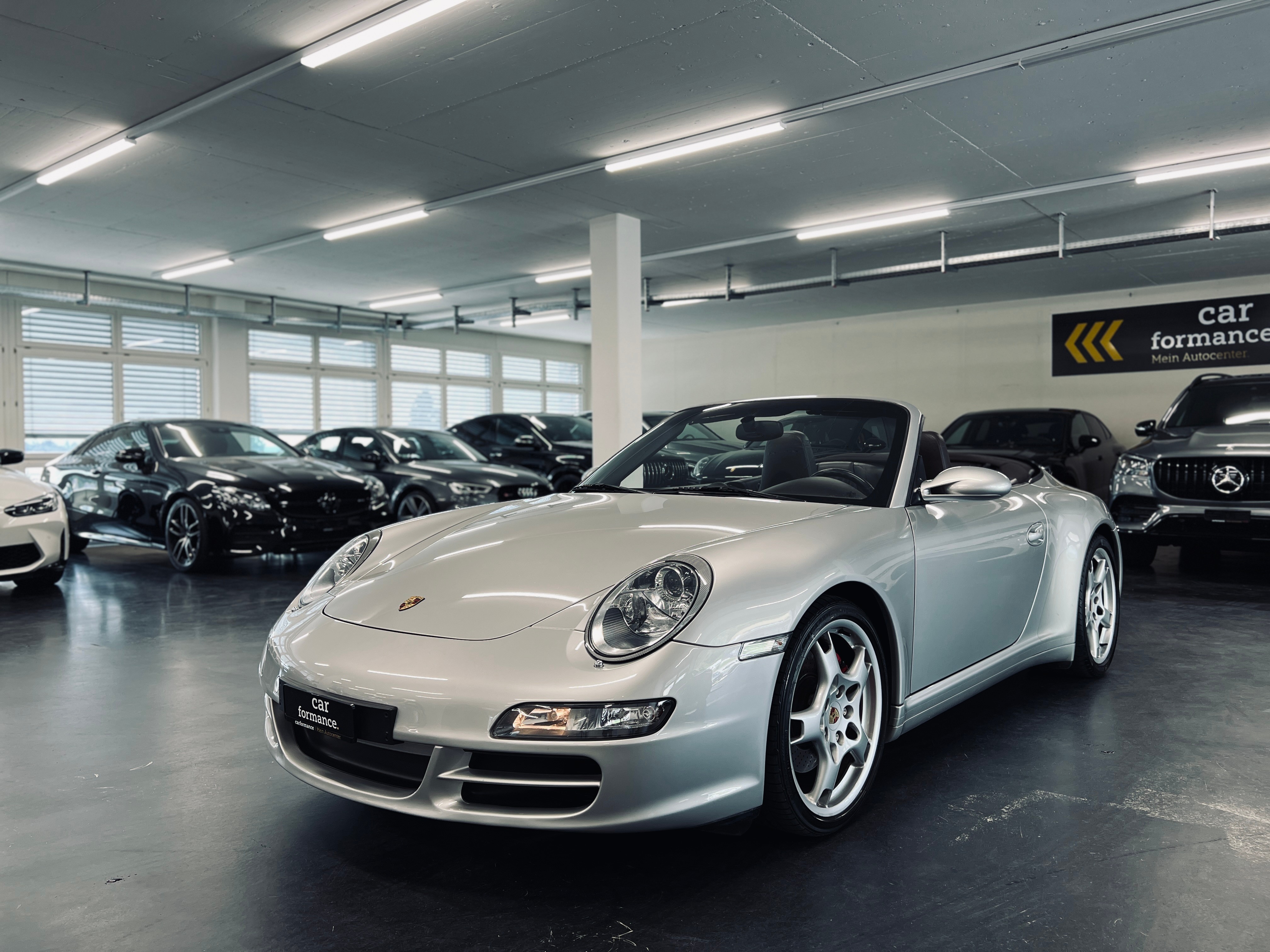 PORSCHE 911 Cabriolet 3.8 Carrera 4S