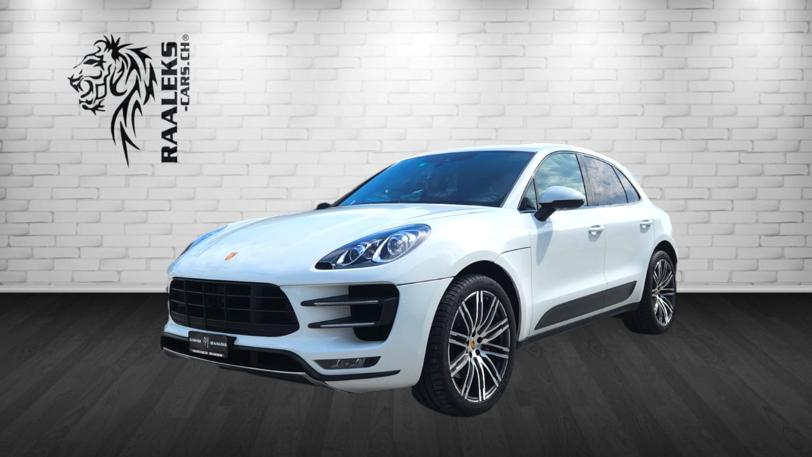 PORSCHE Macan Turbo PDK