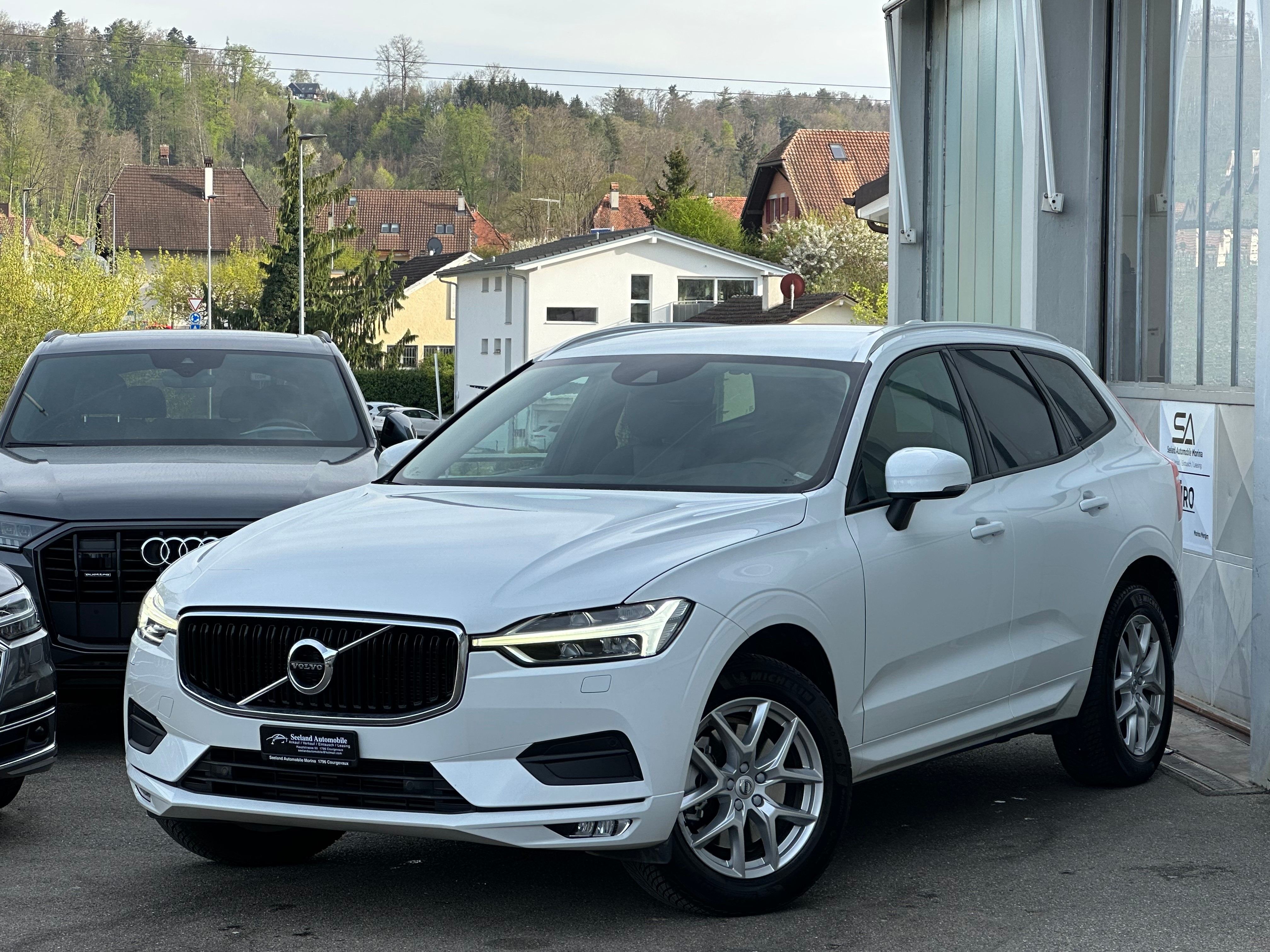 VOLVO XC60 D4 AWD Momentum Geartronic