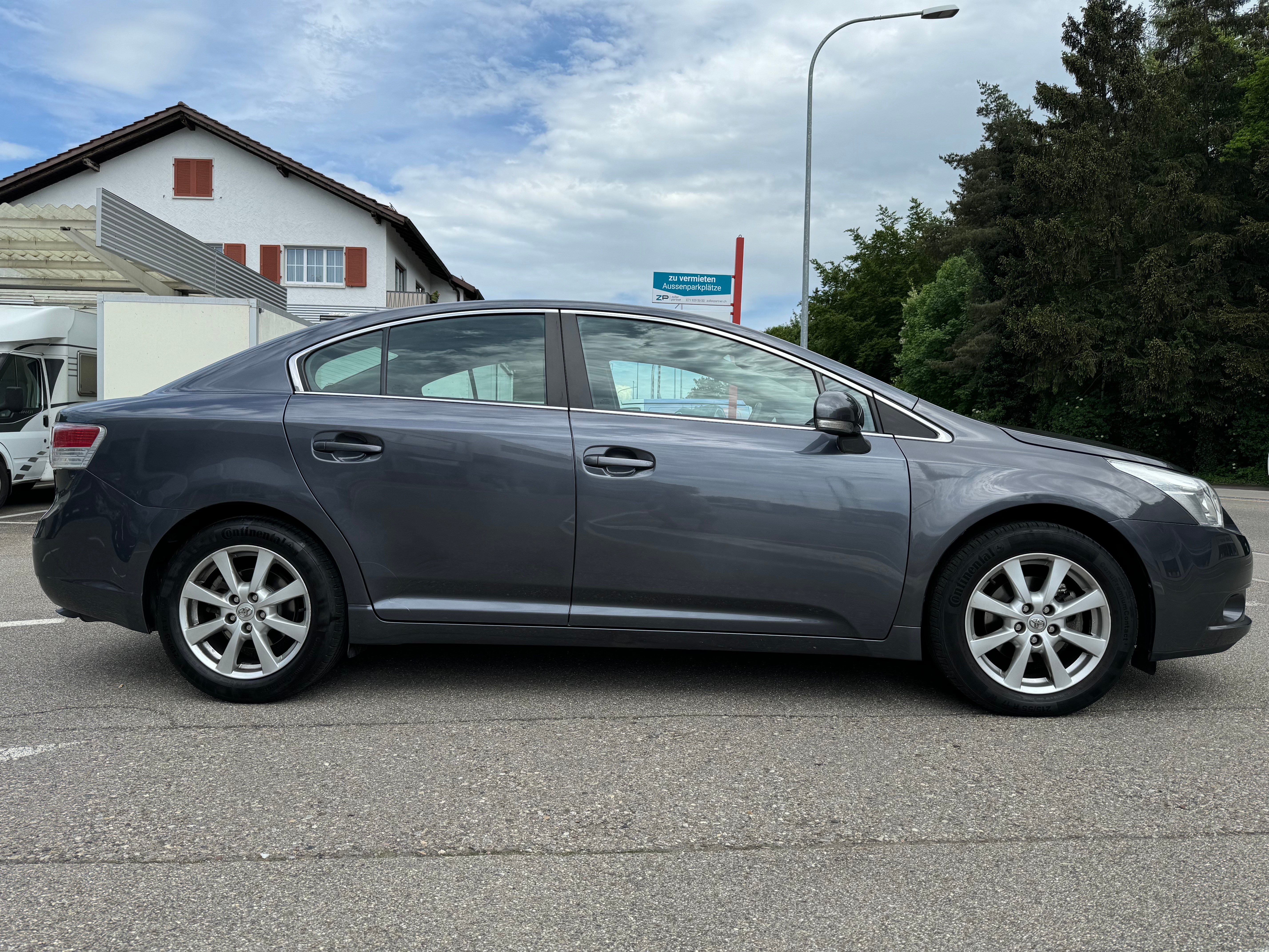 TOYOTA Avensis 2.0 Linea Sol Premium Multidrive