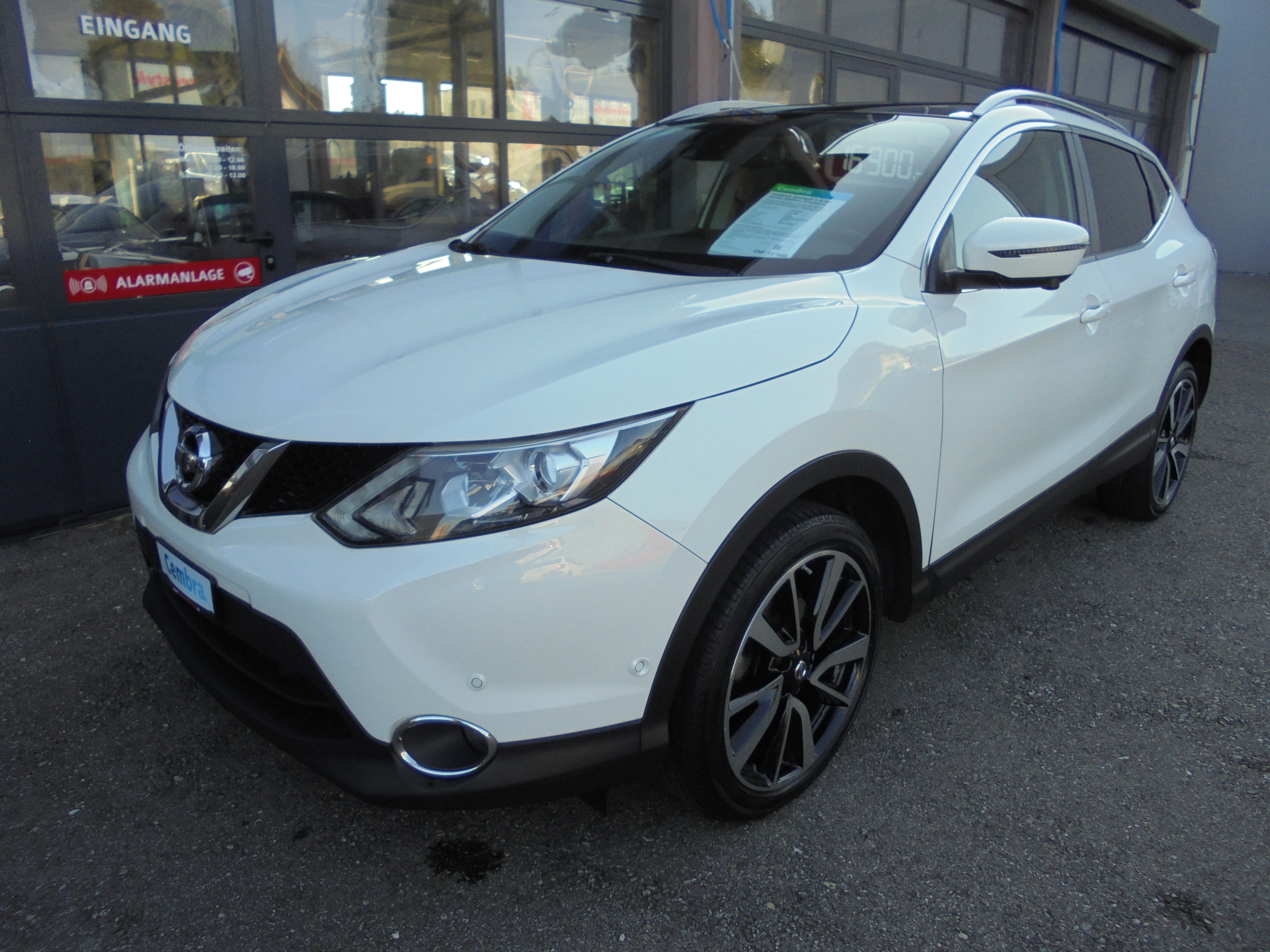 NISSAN Qashqai 1.6 dCi Swiss Edition Premium Xtronic CVT