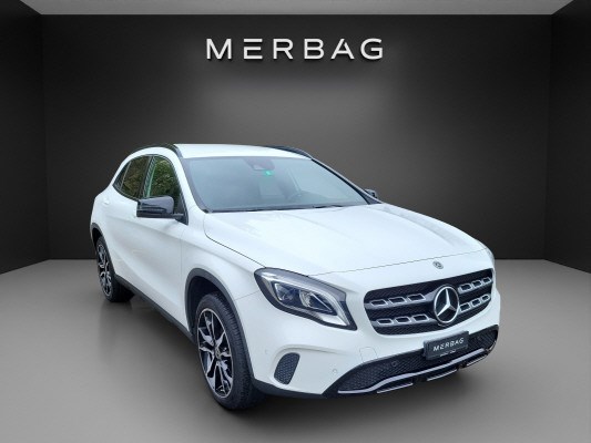 MERCEDES-BENZ GLA 200 d Swiss Urban 4M