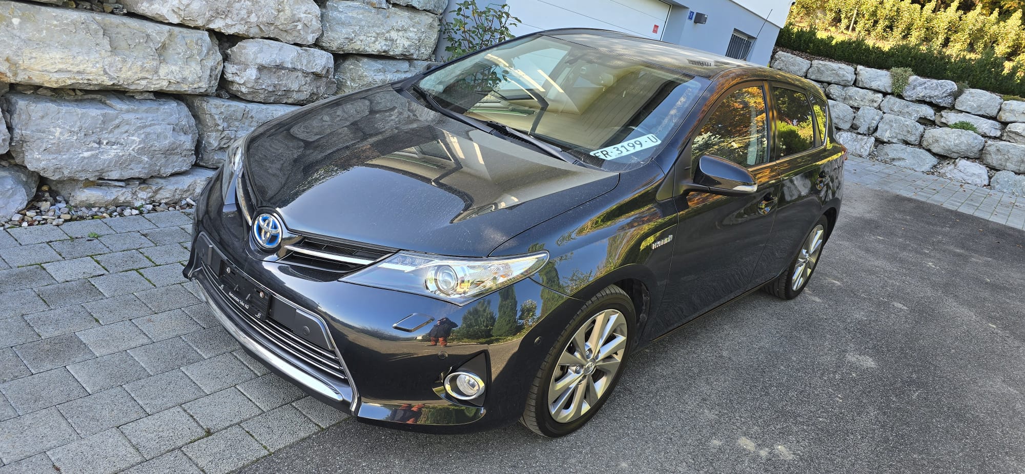 TOYOTA Auris 1.8 16V HSD Linea Trend Premium