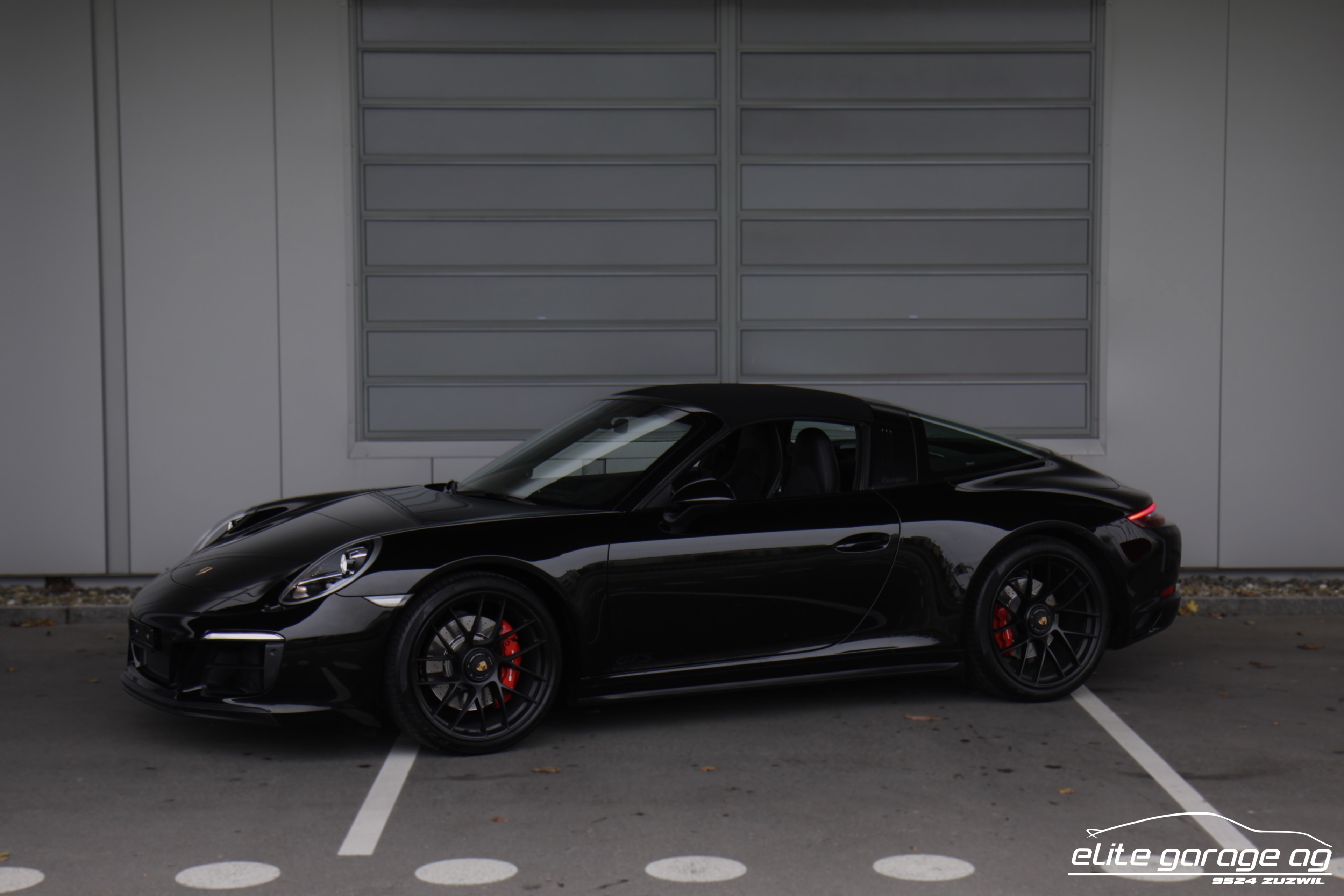 PORSCHE 911 Targa 4 GTS Manuell