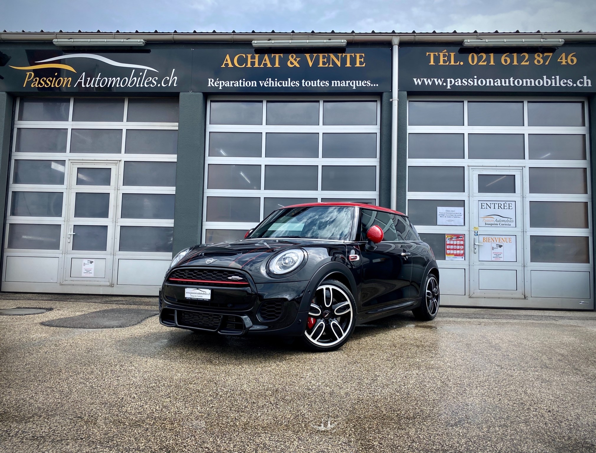 MINI Cooper John Cooper Works Steptronic JCW