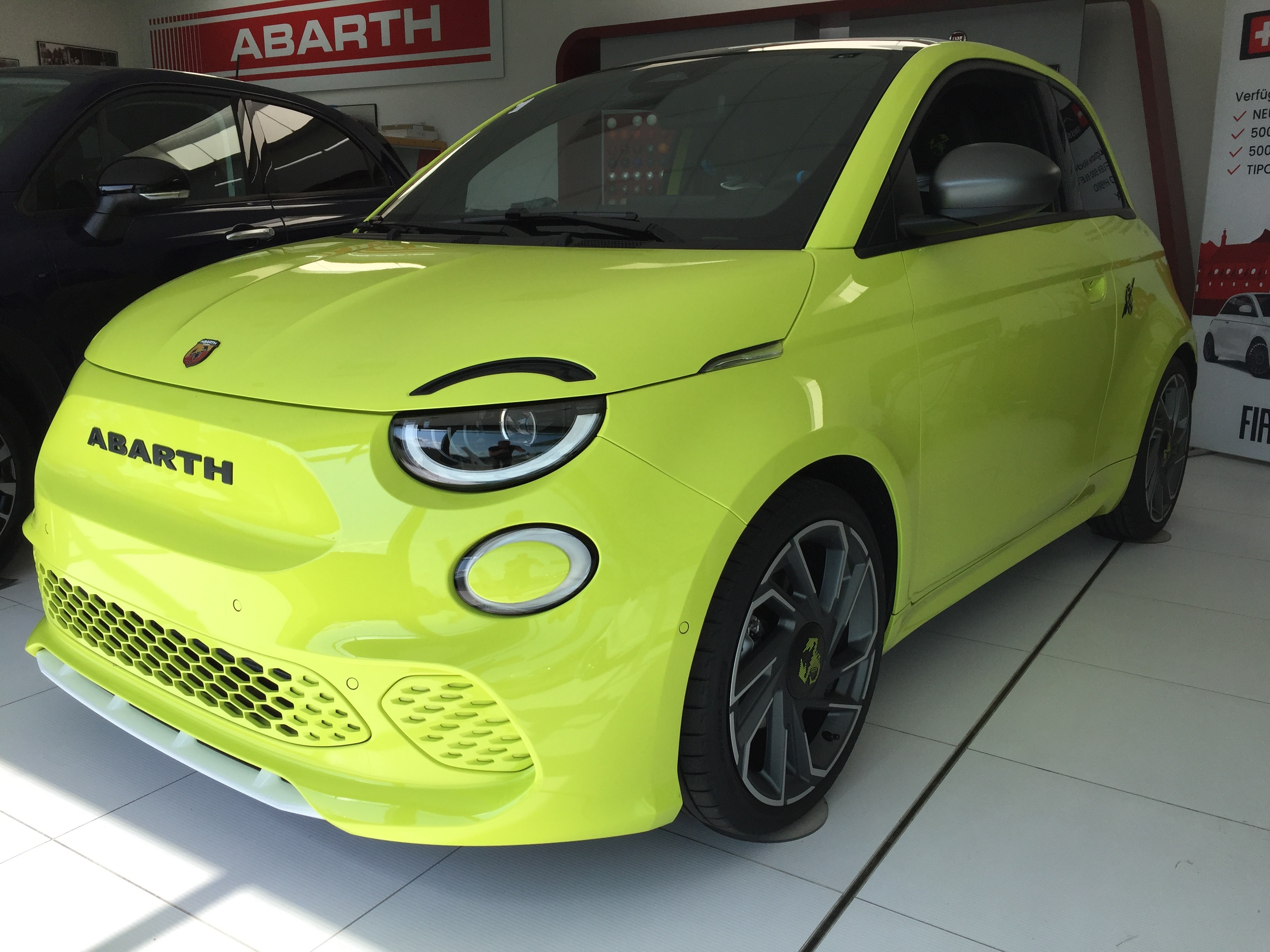 FIAT Abarth 500e Scorpionissima