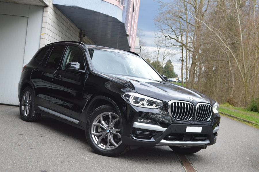 BMW X3 xDrive 20d Individual xLine Anhängerkupplung Steptronic