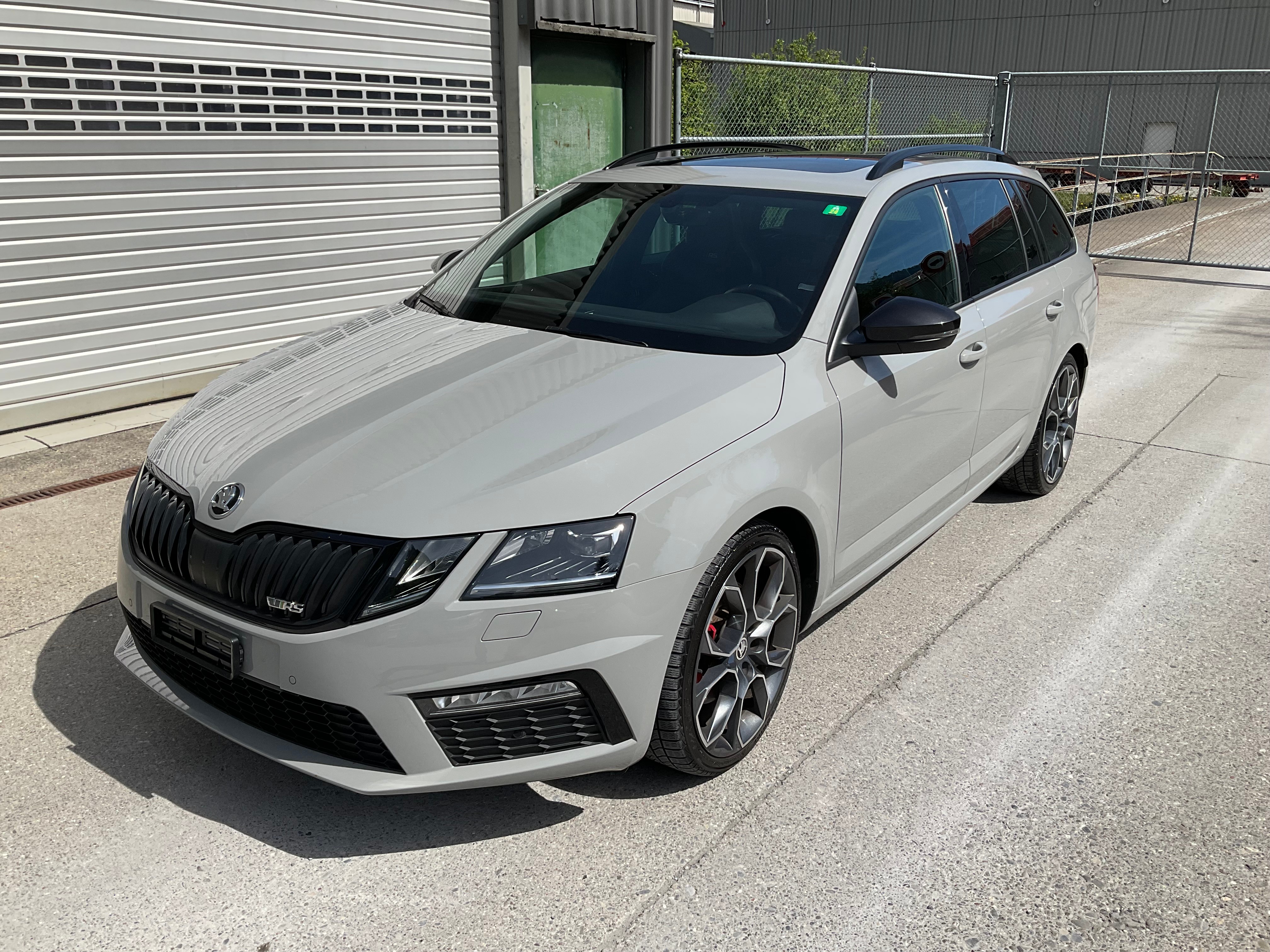 SKODA Octavia Combi 2.0 TDI RS DSG