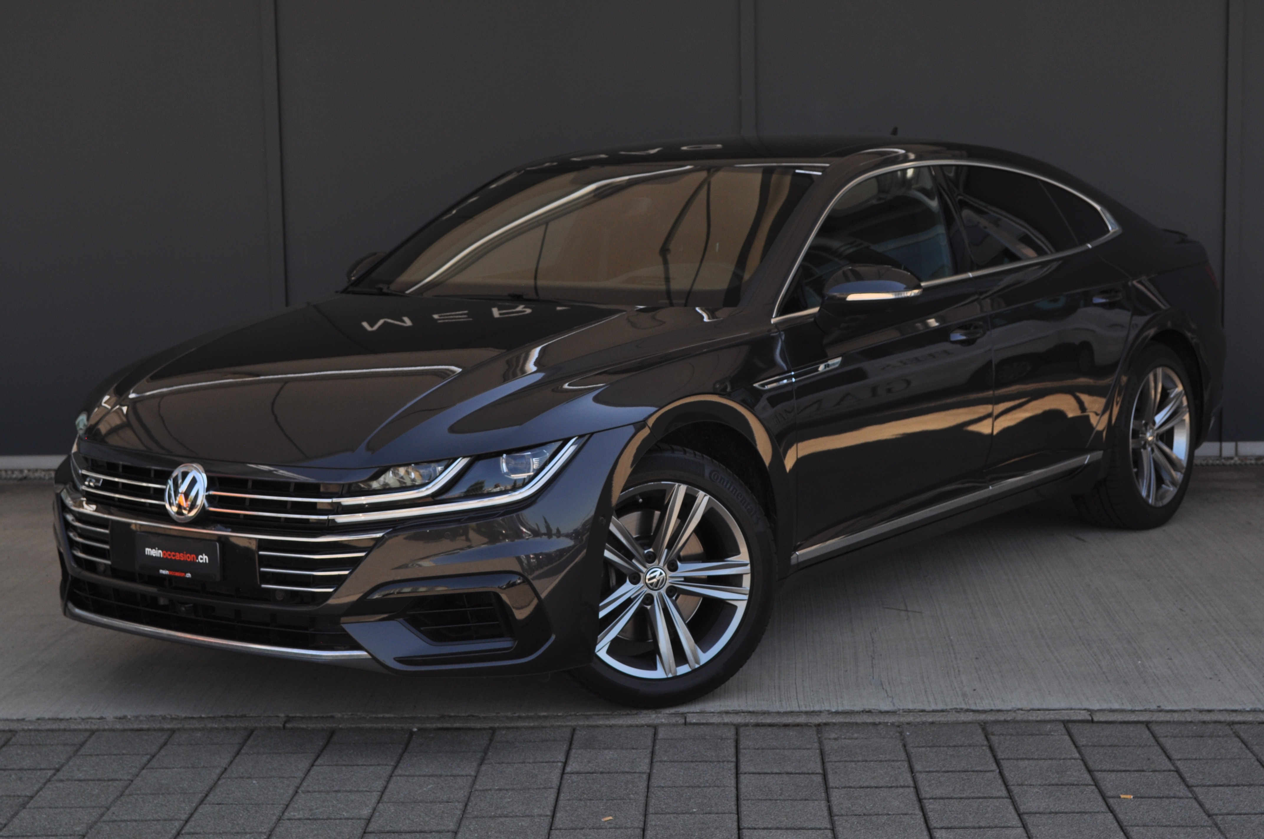 VW Arteon 2.0 TSI R-Line 4