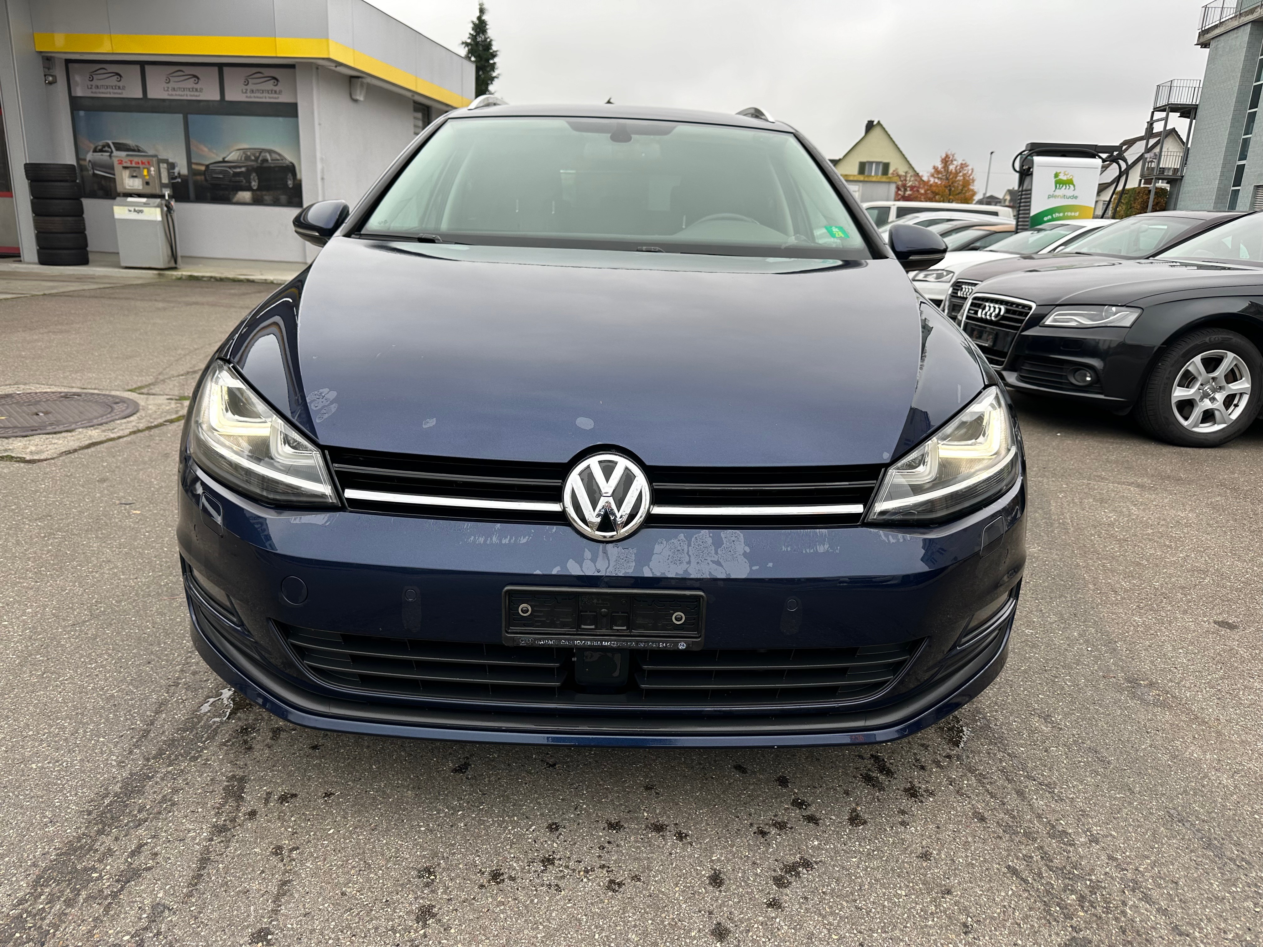 VW Golf Variant 1.6 TDI Lounge DSG