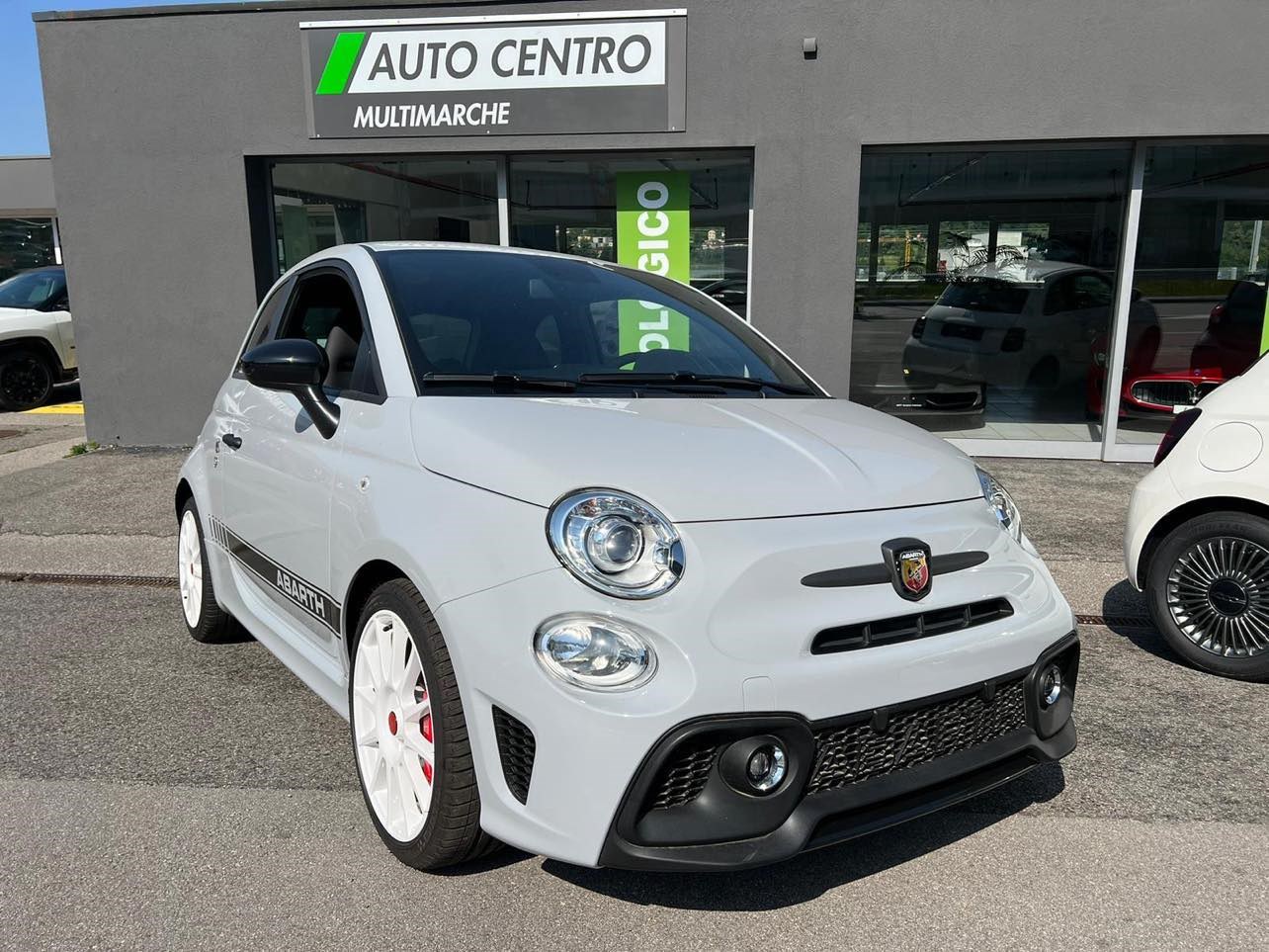 FIAT 595 1.4 16V Turbo Abarth Esseesse Dualogic