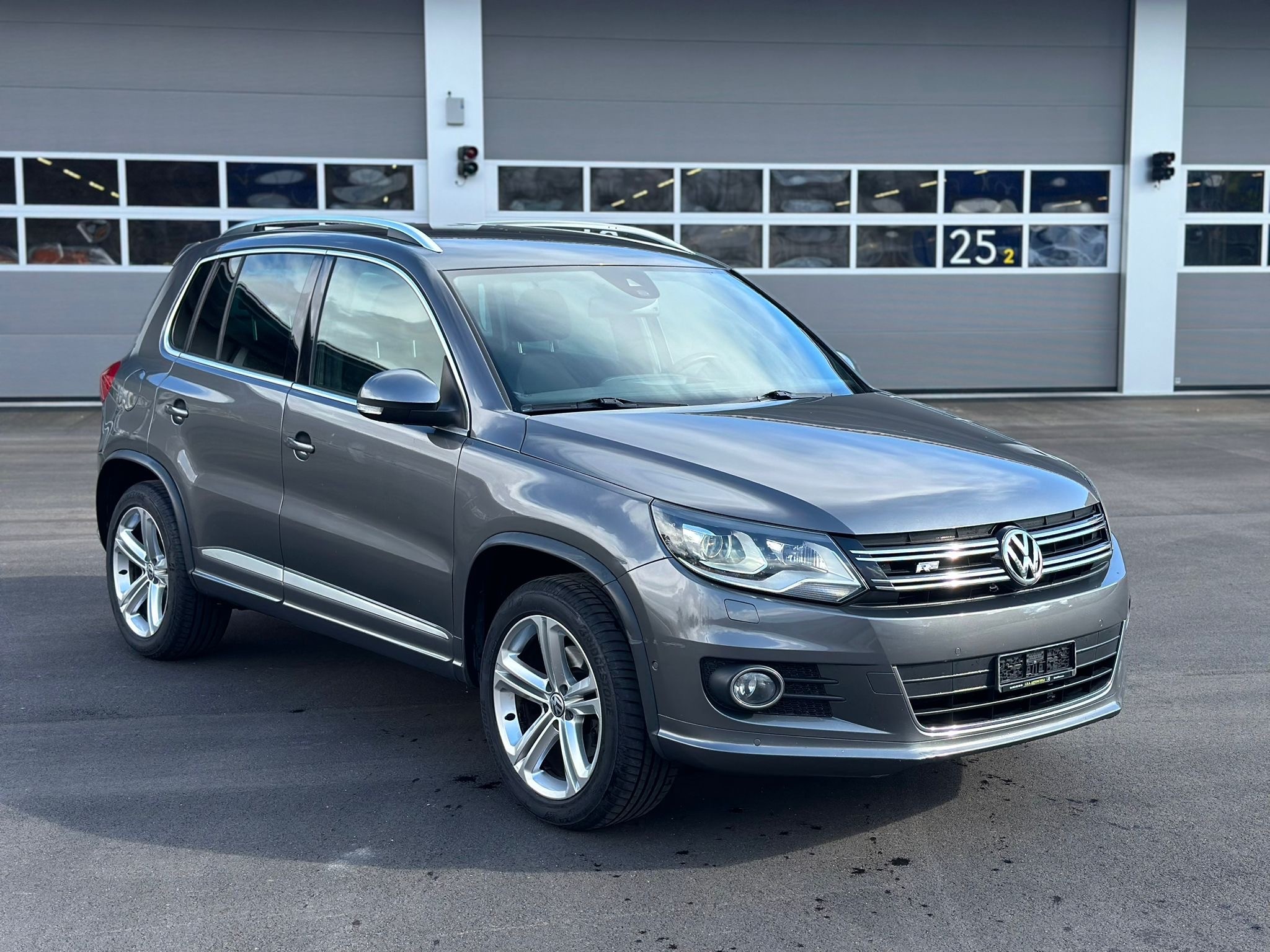 VW Tiguan 2.0 TSI R-Line 4Motion DSG