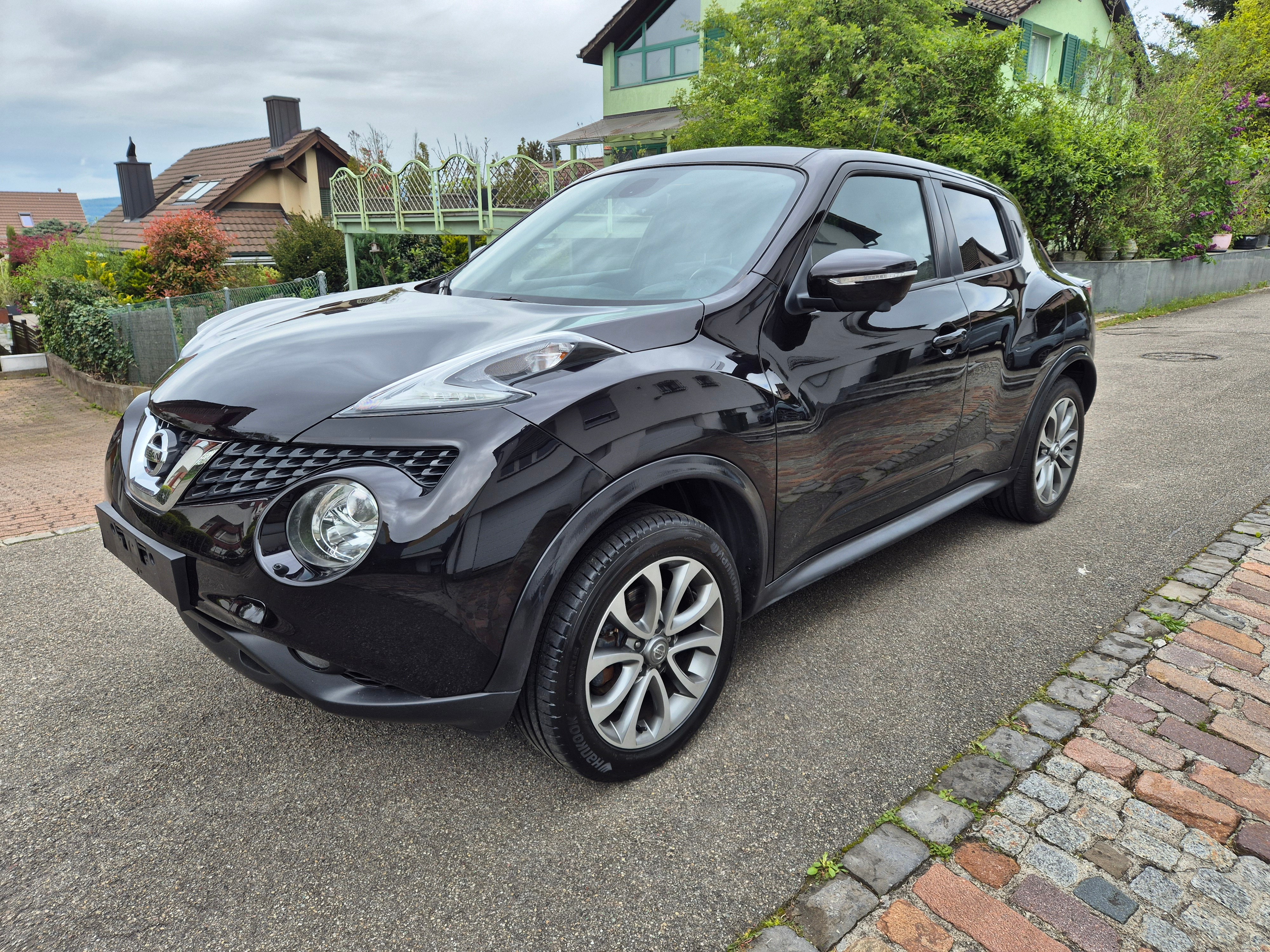 NISSAN Juke 1.6 DIG-T tekna 4x4 Xtronic M-CVT