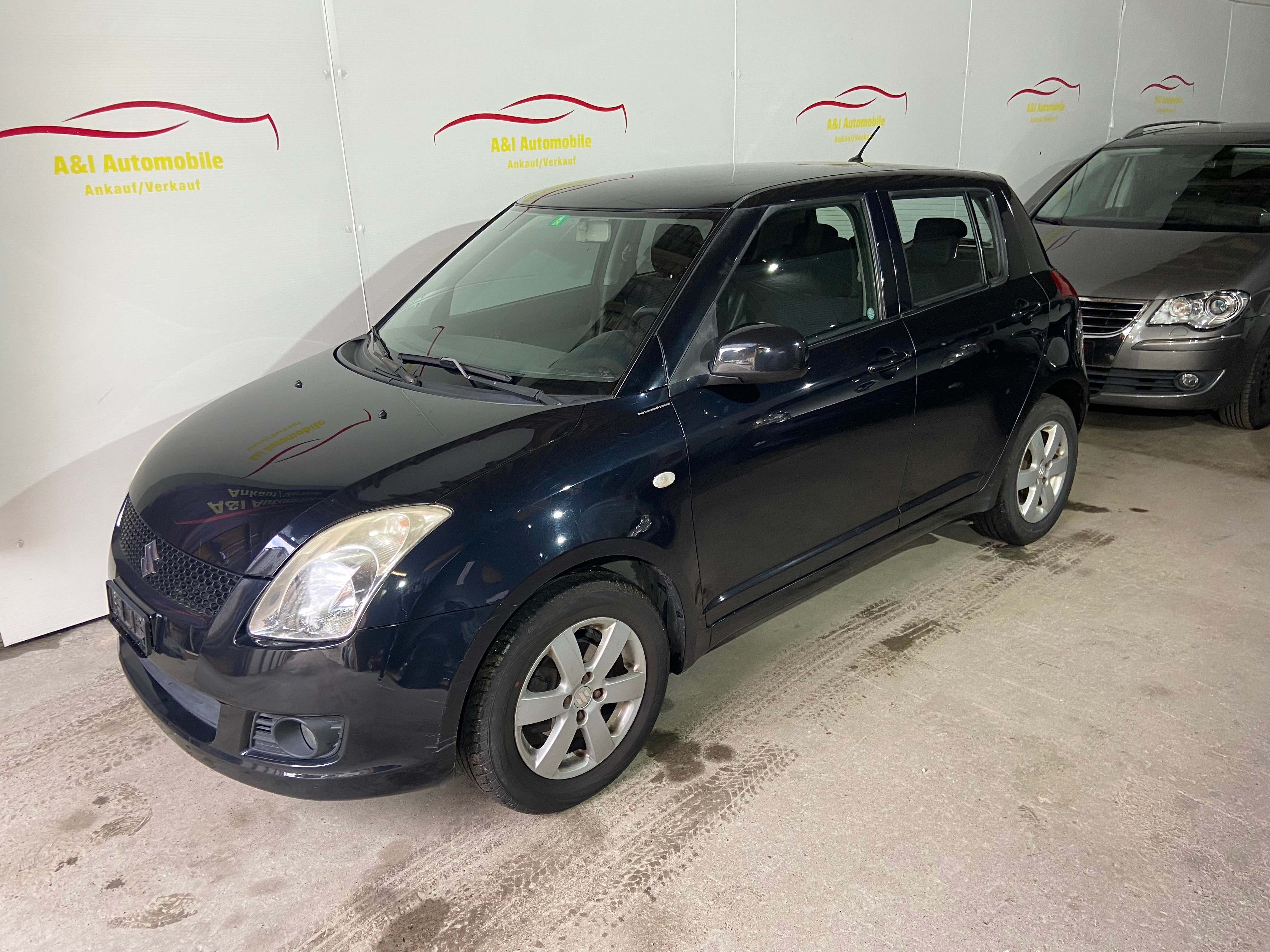 SUZUKI Swift 1.3i 16V GL 4x4