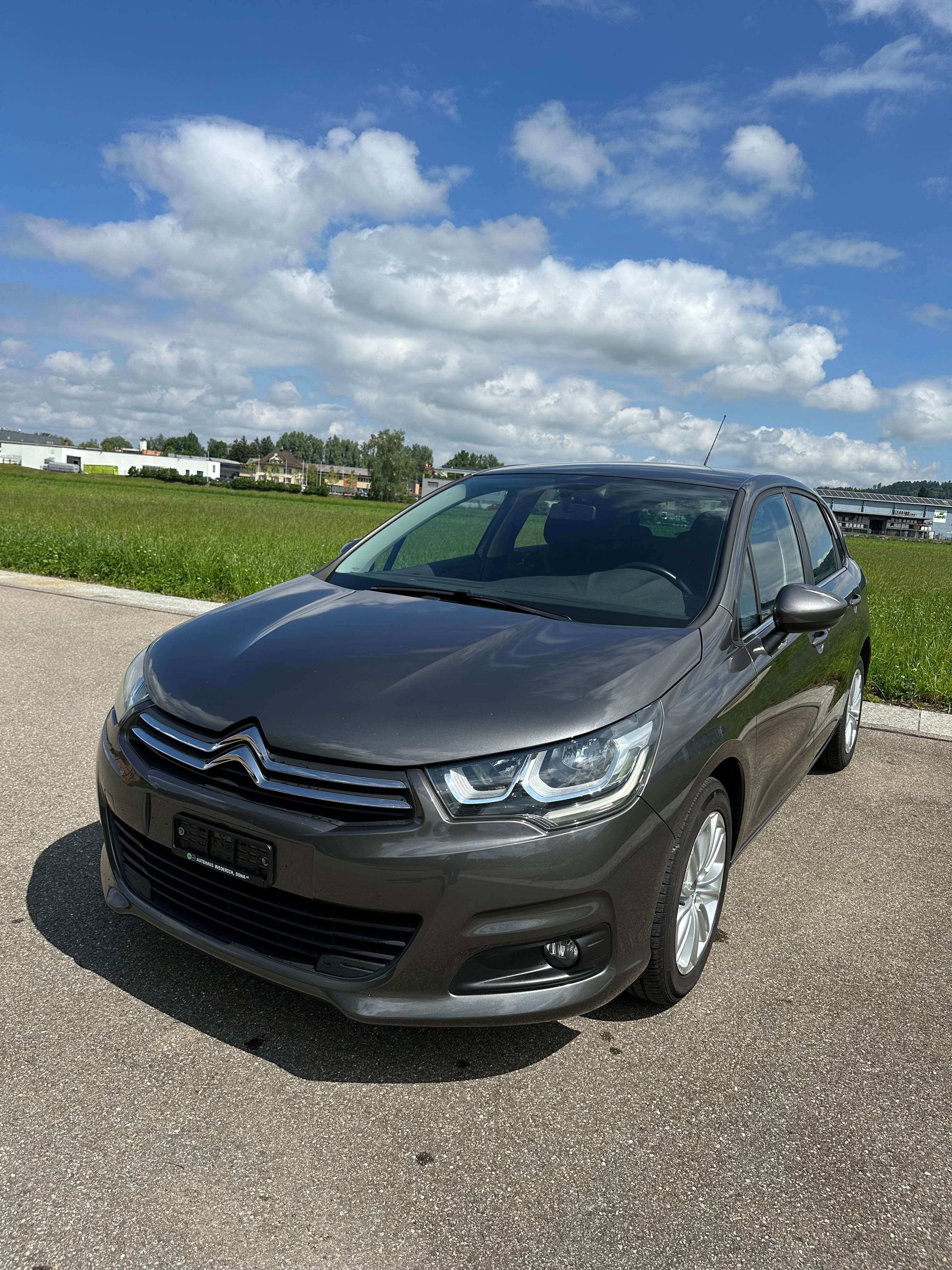 CITROEN C4 1.2 Pure Tech Shine