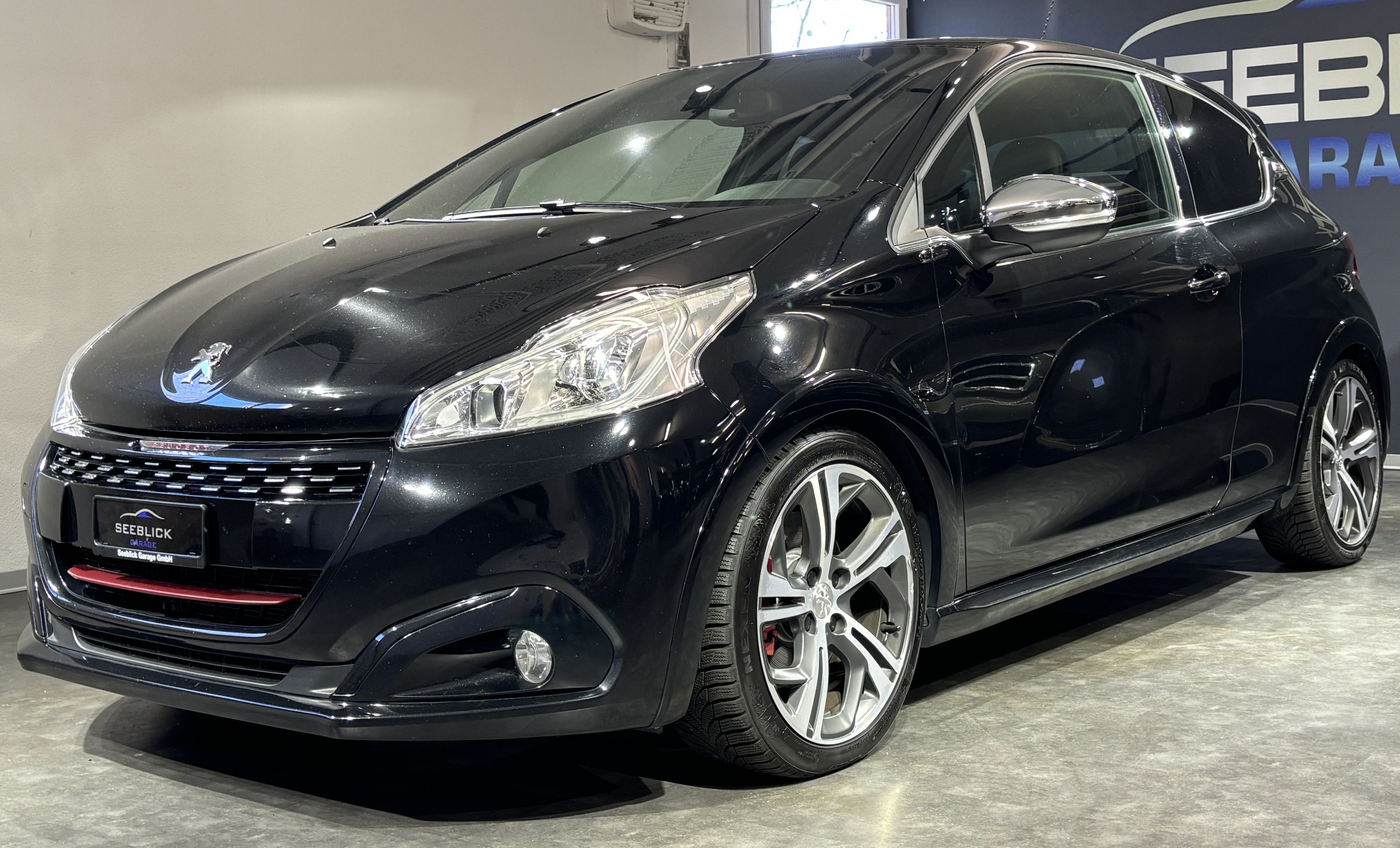 PEUGEOT 208 1.6 Turbo GTi