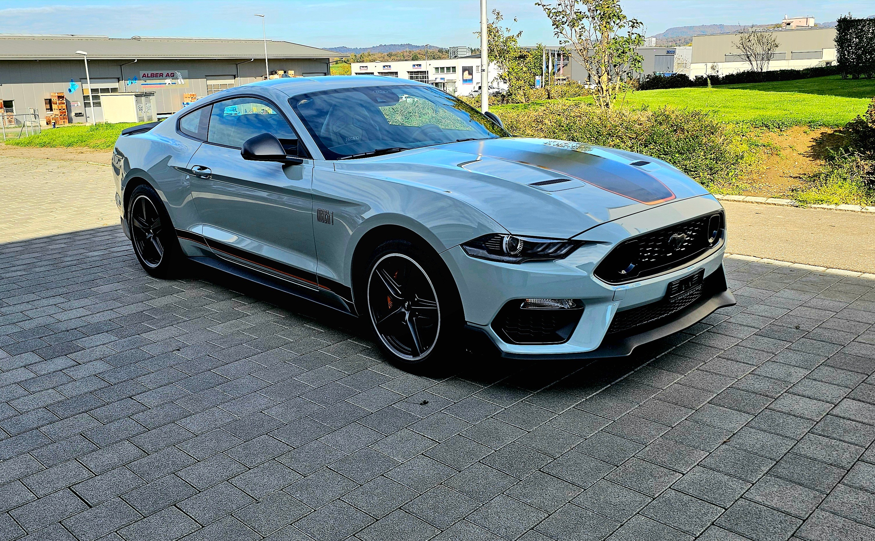 FORD MUSTANG 5.0 V8 MACH 1 RECARO SITZE