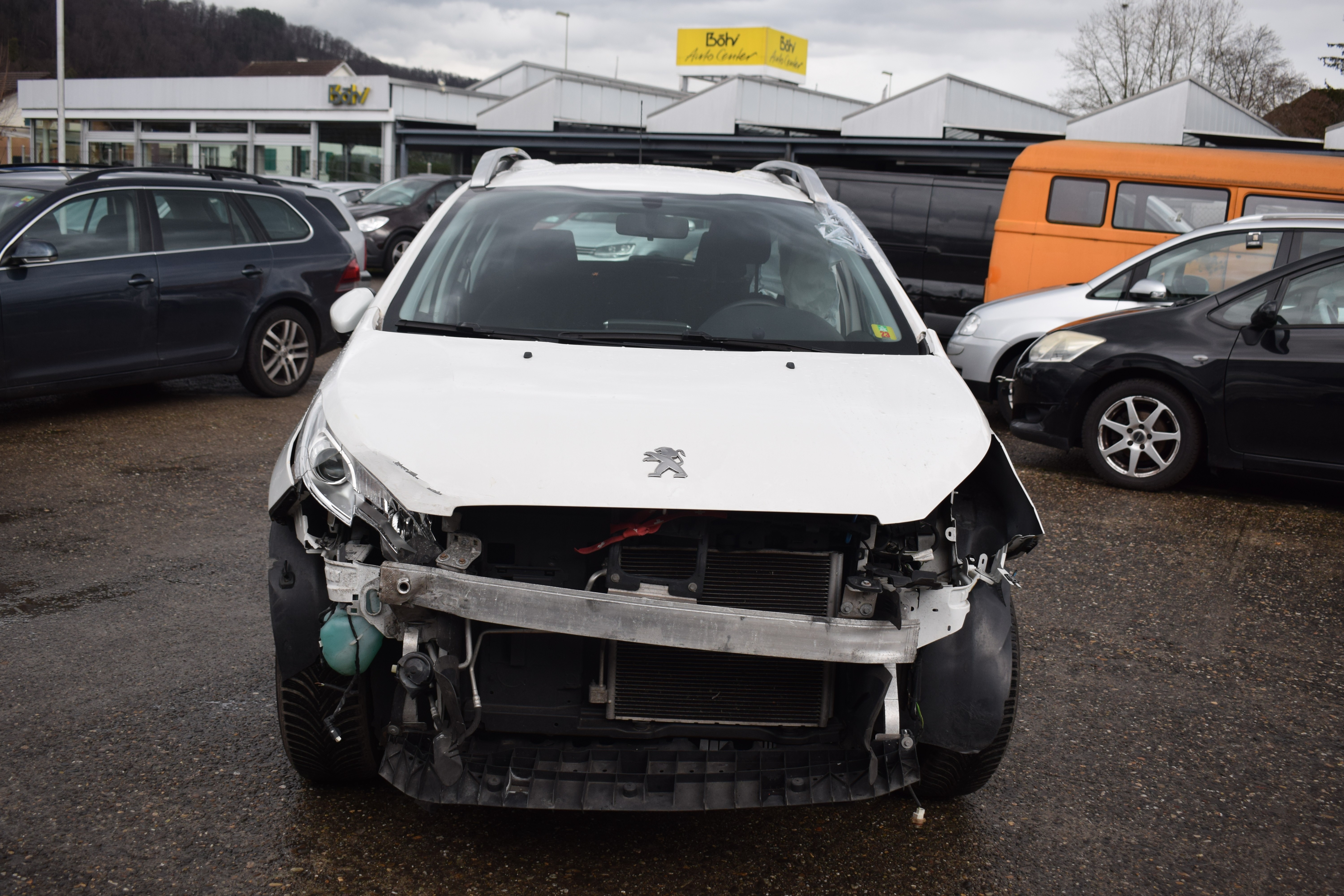 PEUGEOT 2008 1.2 VTI Active