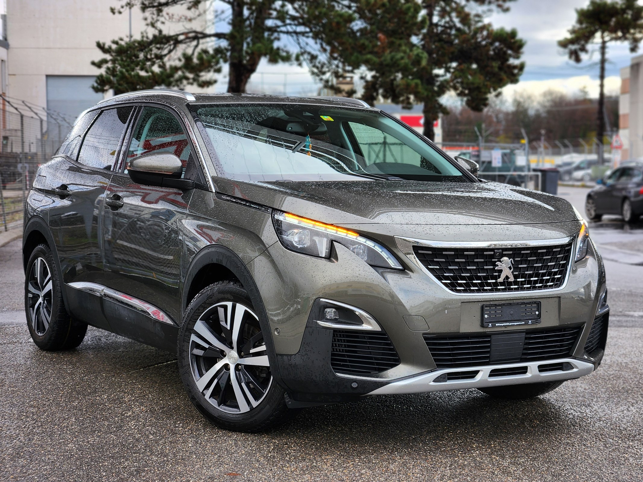 PEUGEOT 3008 1.2 PureTech Active EAT