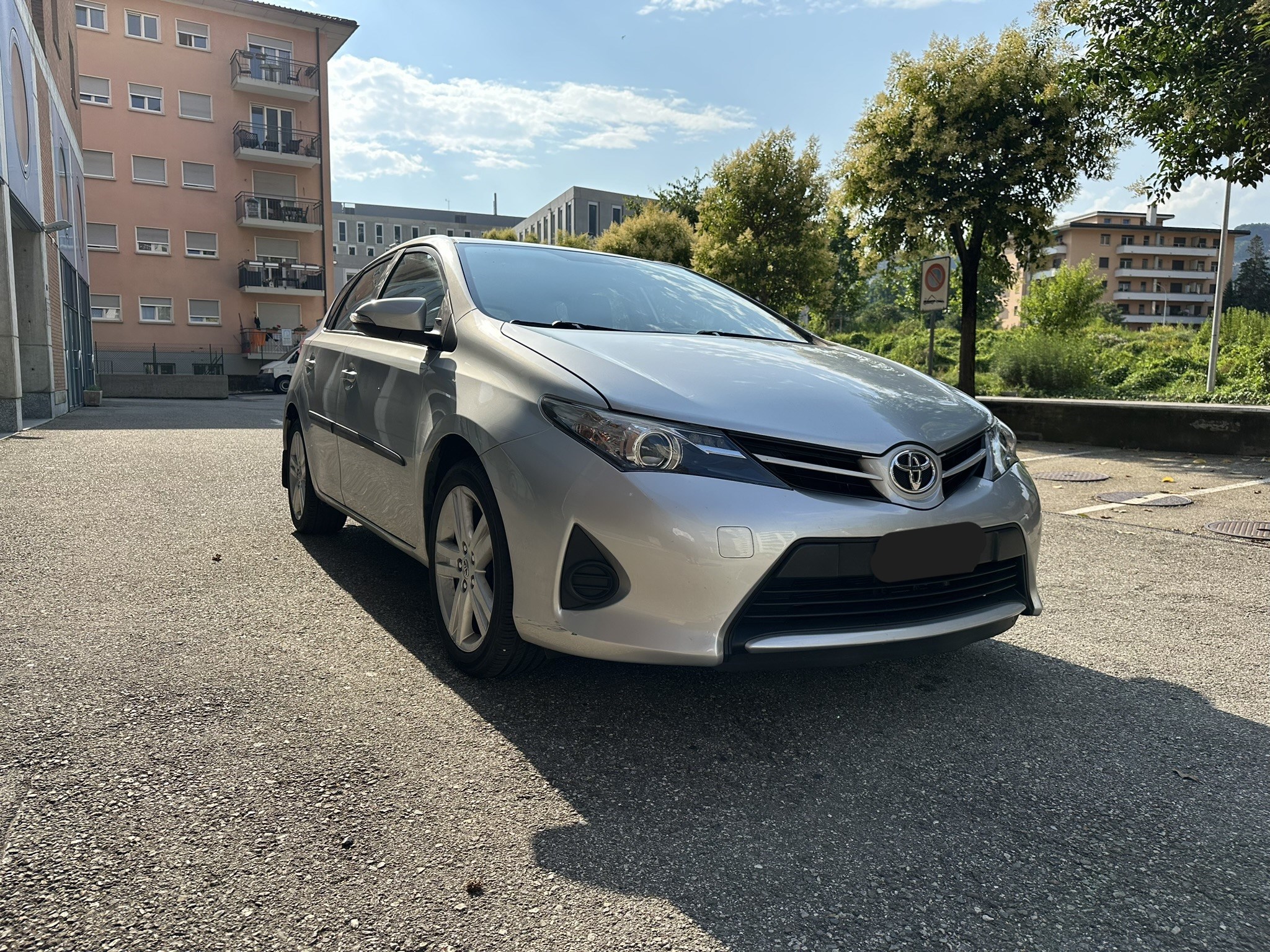 TOYOTA Auris 1.6 Luna