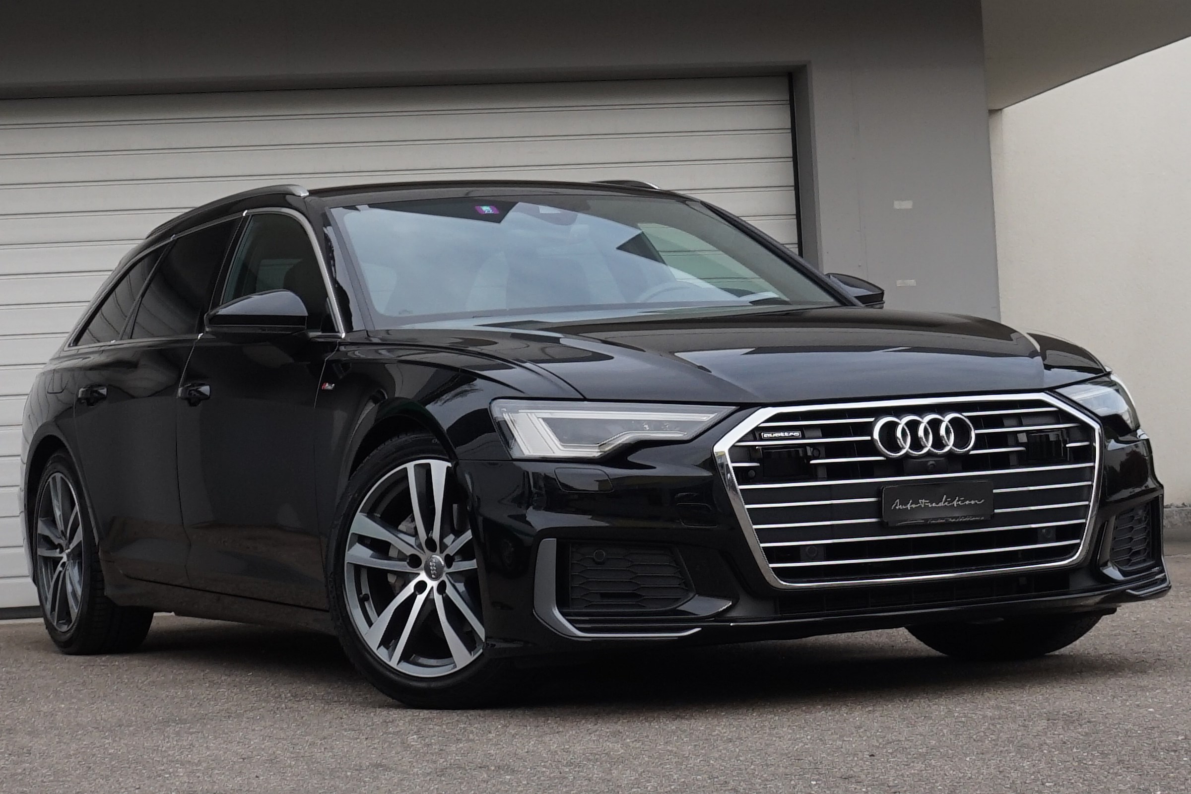 AUDI A6 Avant 40 TDI S - LINE - TOP AUSSTATTUNG