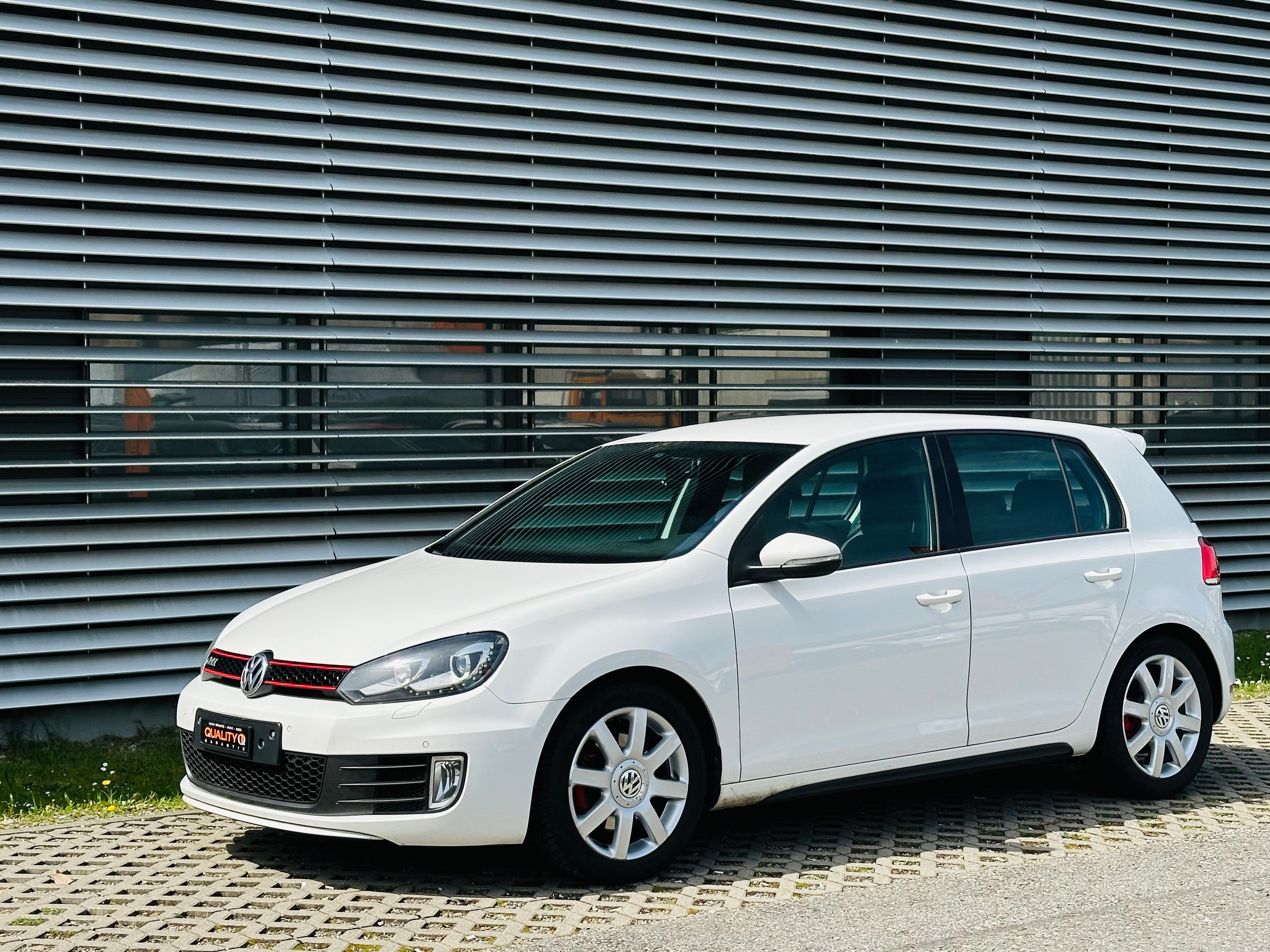 VW Golf 2.0 TSI GTI Team