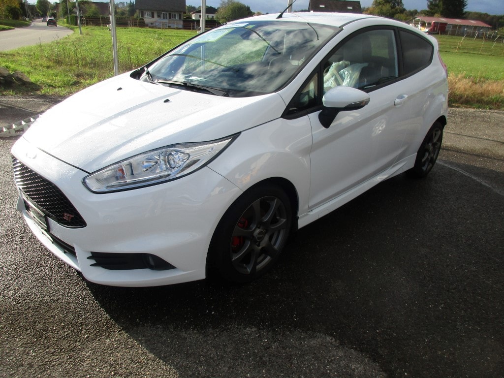 FORD Fiesta 1.6 SCTi ST-2