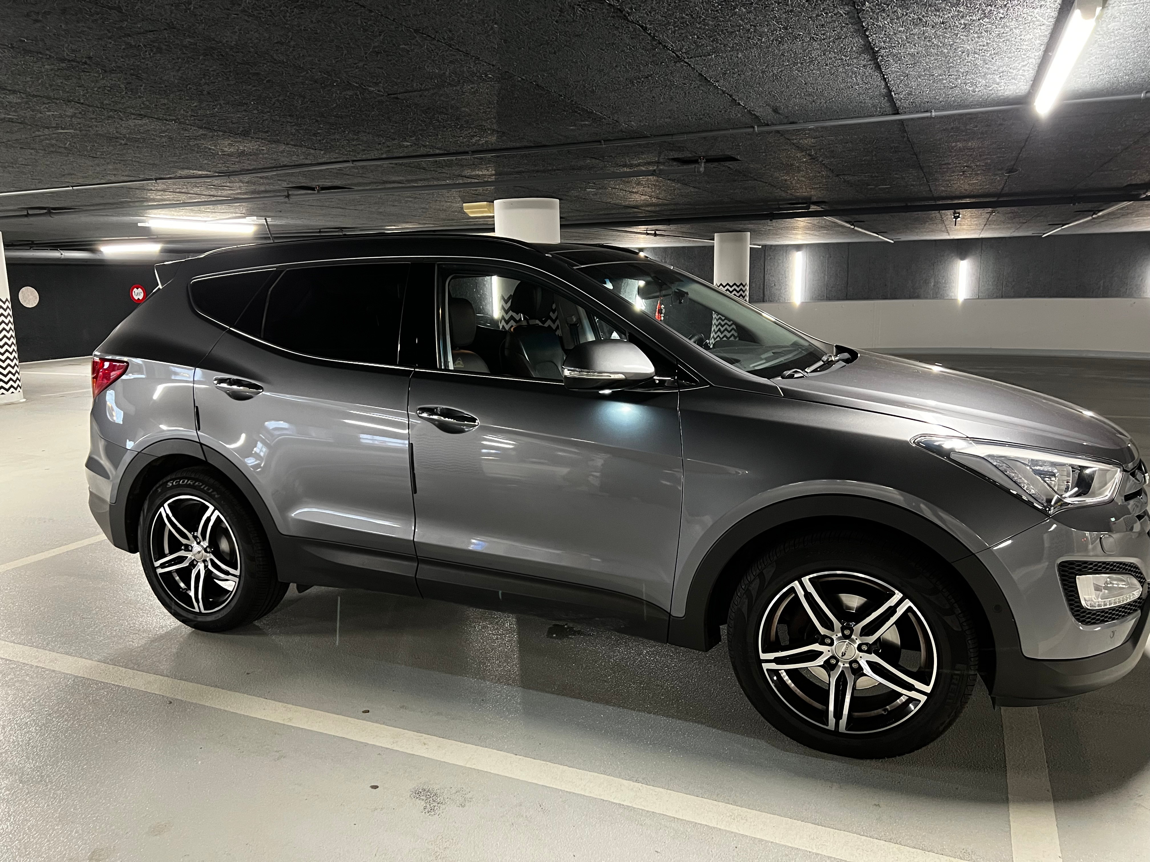 HYUNDAI Santa Fe 2.2 CRDI Premium 4WD