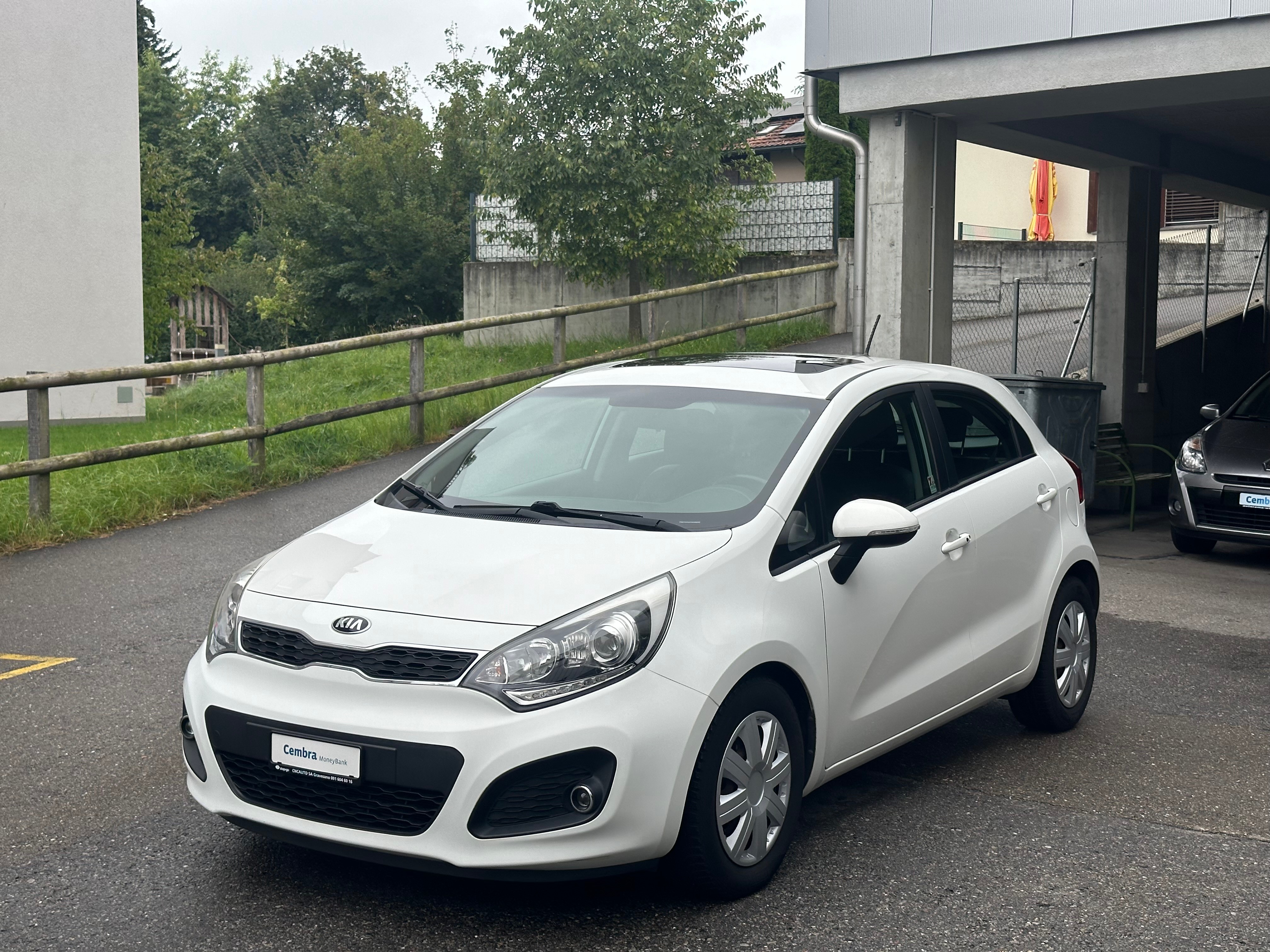 KIA Rio 1.4 CVVT Style Automatic