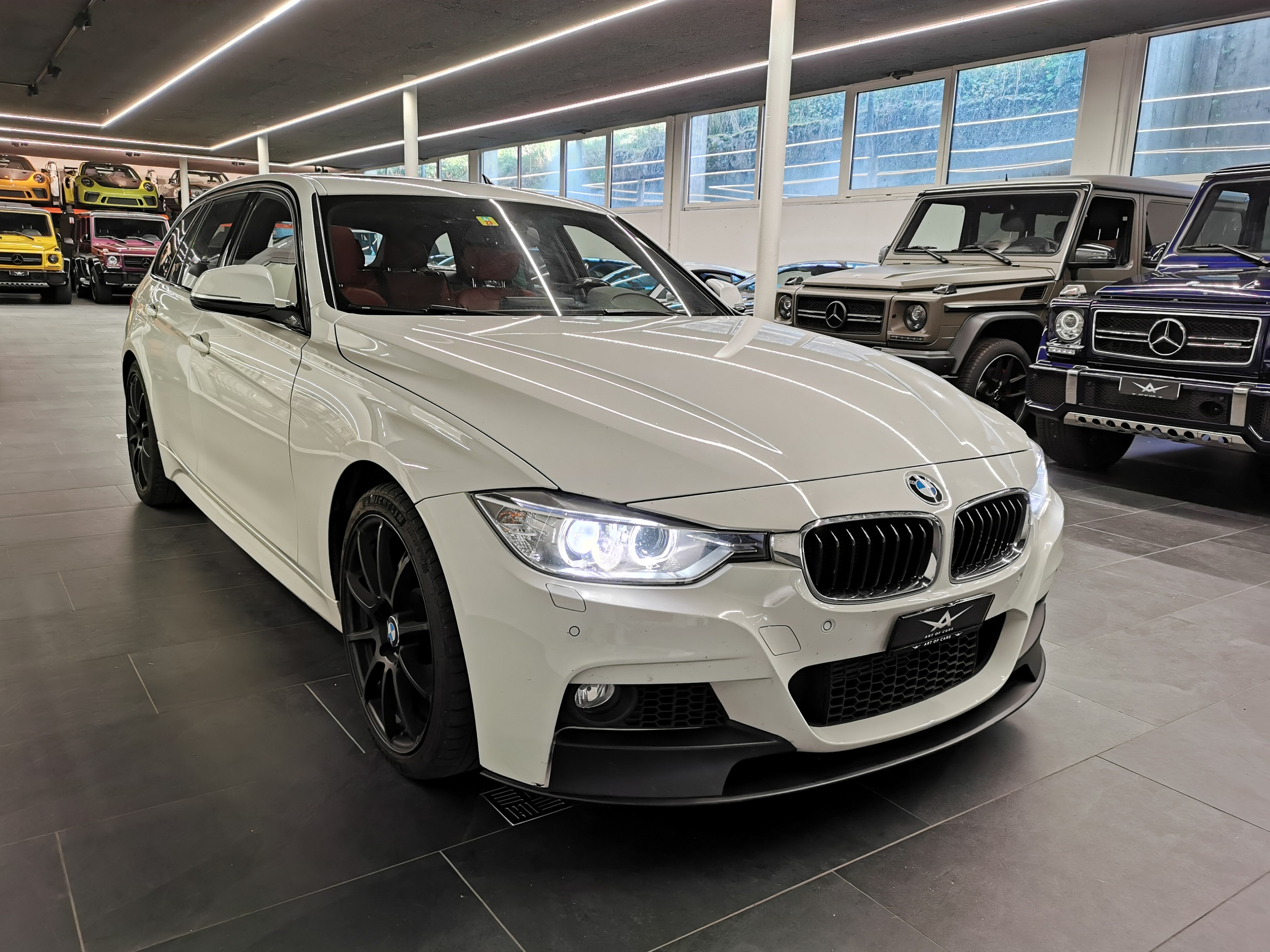 BMW 335i xDrive M-PAKET M-PERFORMANCE 326 PS Touring Sport Line Steptronic