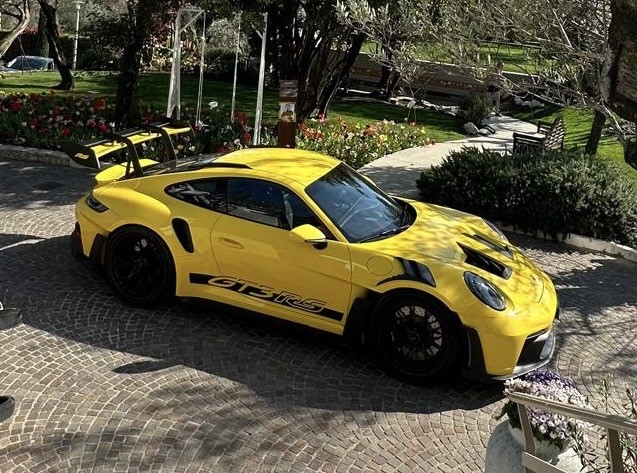 PORSCHE 911 GT3 RS